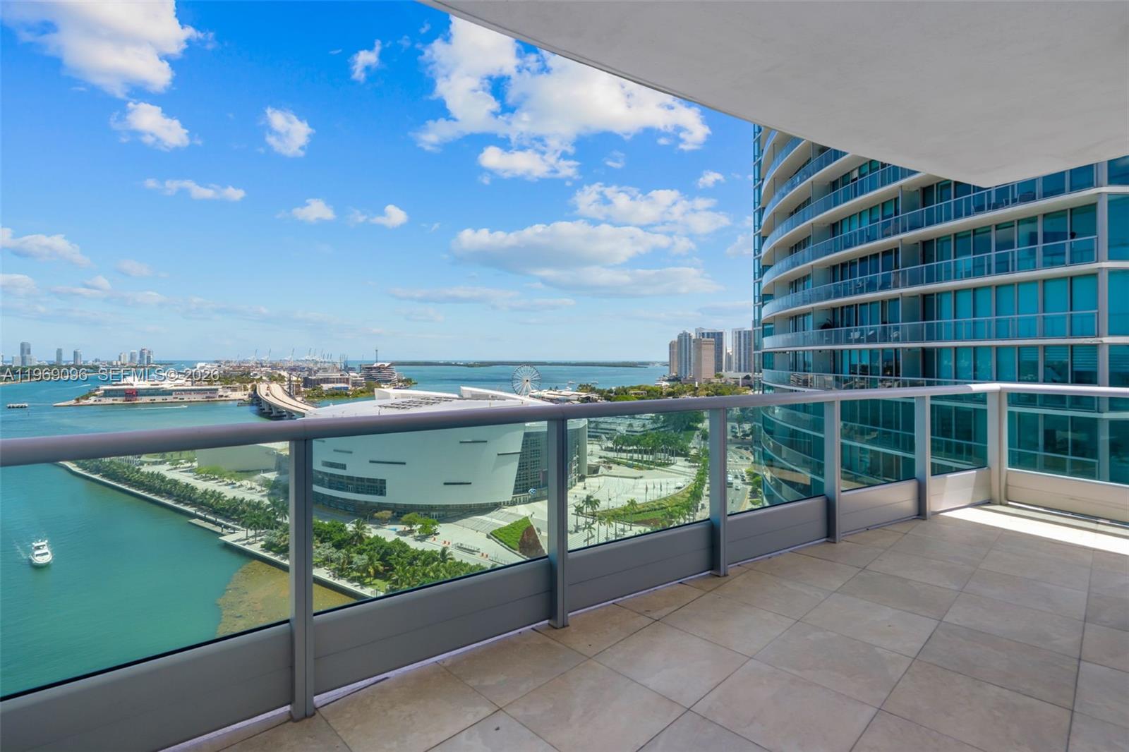 900 BISCAYNE BAY CONDO - Residential Lease