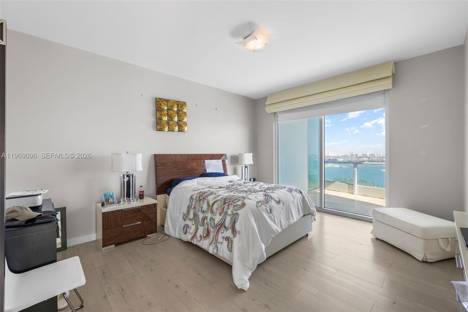 900 BISCAYNE BAY CONDO - Residential Lease