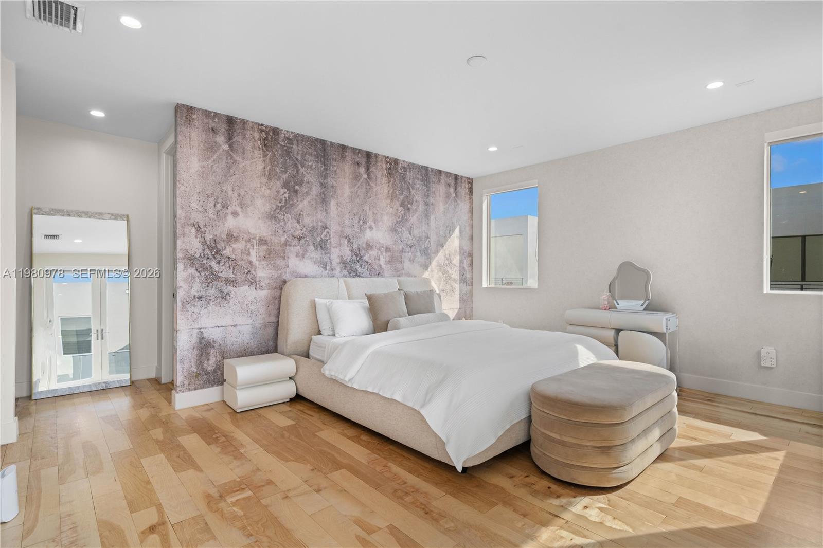 DORAL COMMONS RESIDENTIAL - Residential