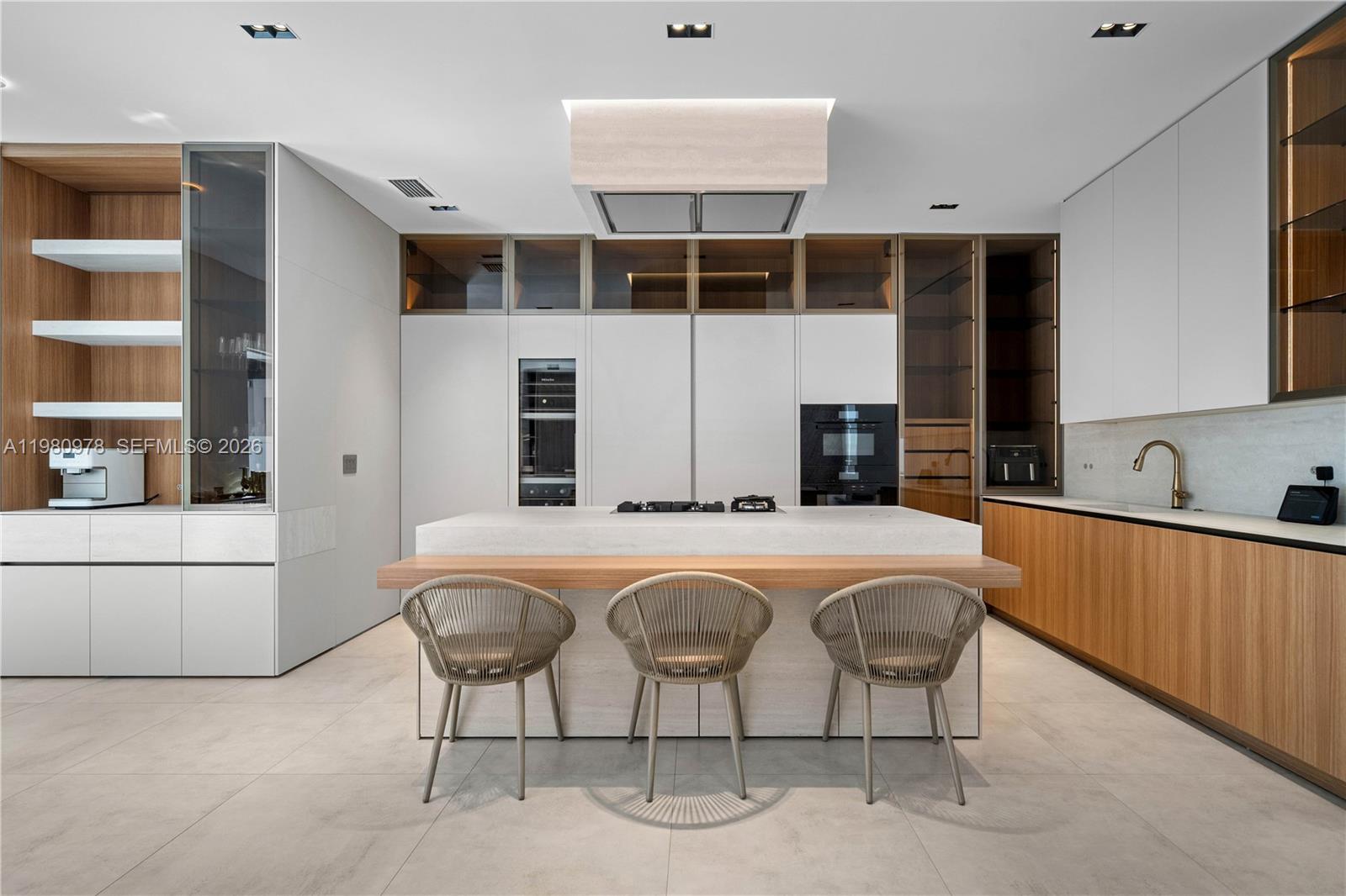 DORAL COMMONS RESIDENTIAL - Residential