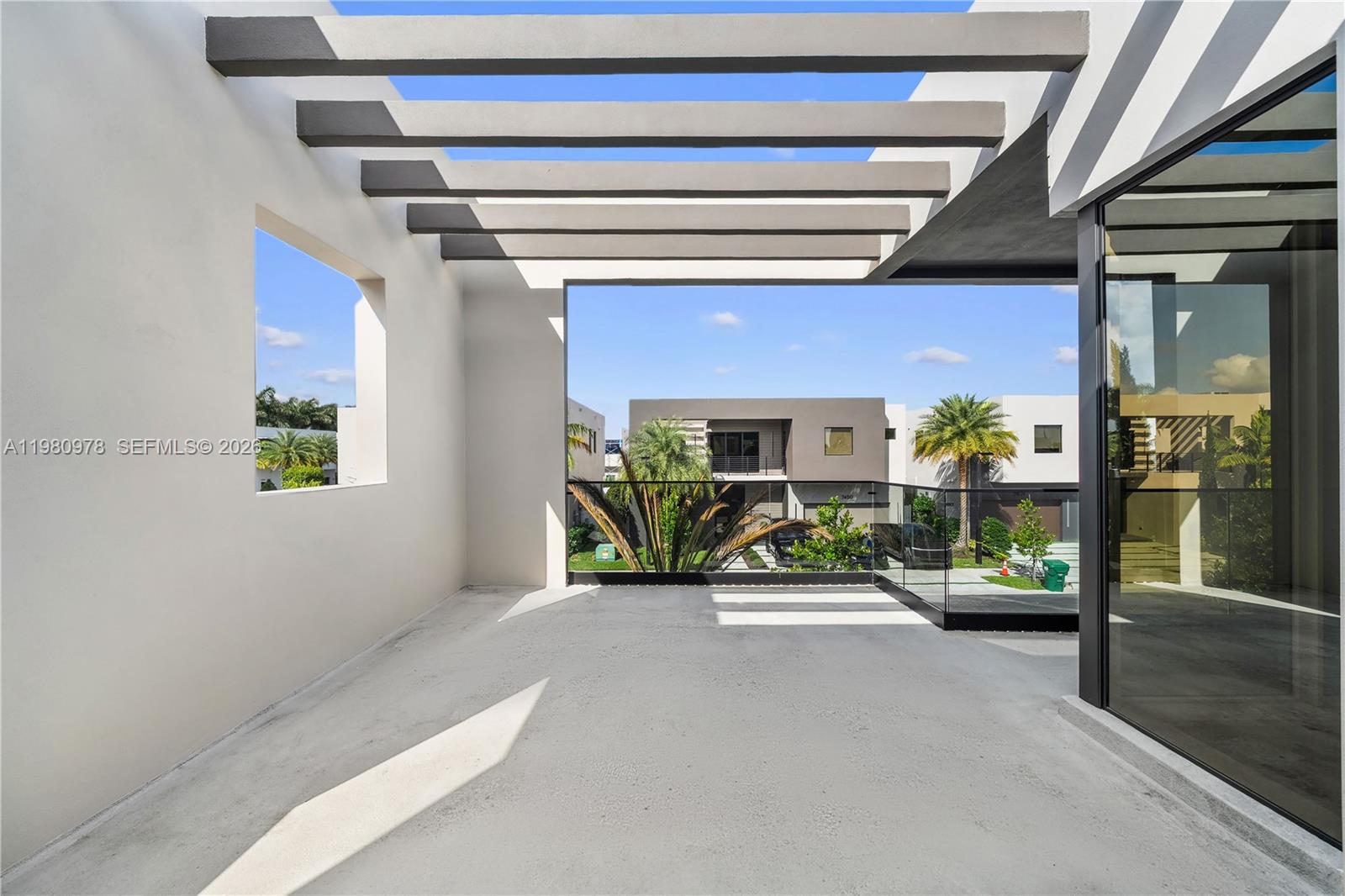 DORAL COMMONS RESIDENTIAL - Residential