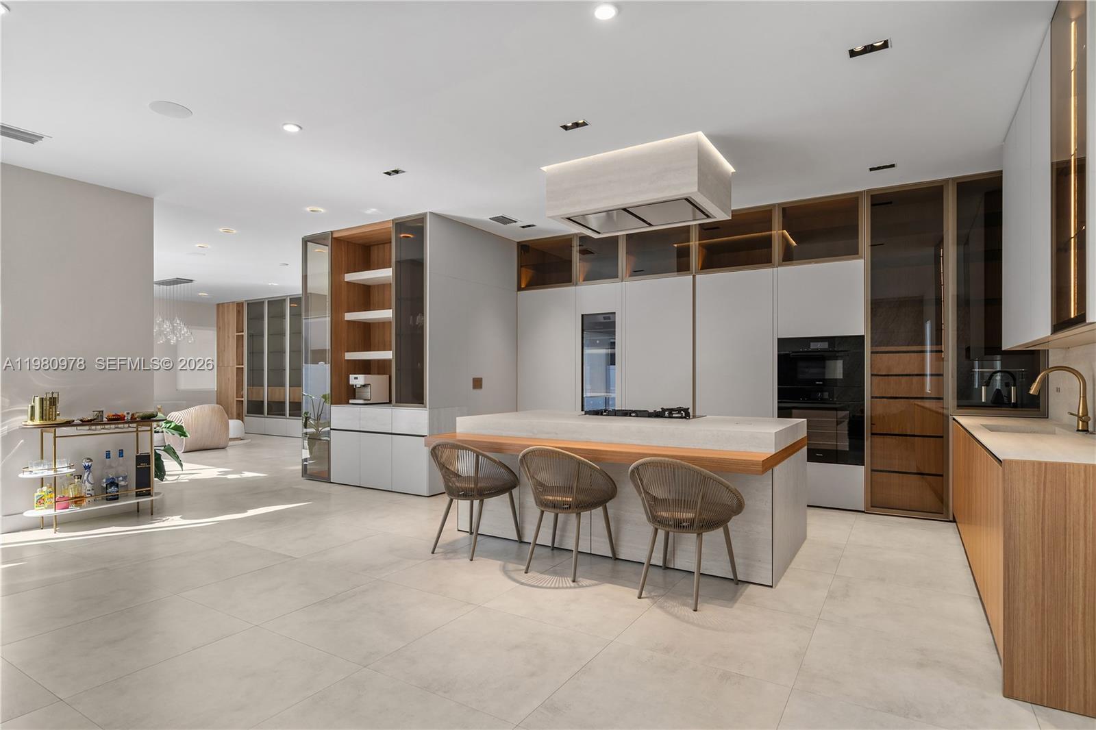 DORAL COMMONS RESIDENTIAL - Residential