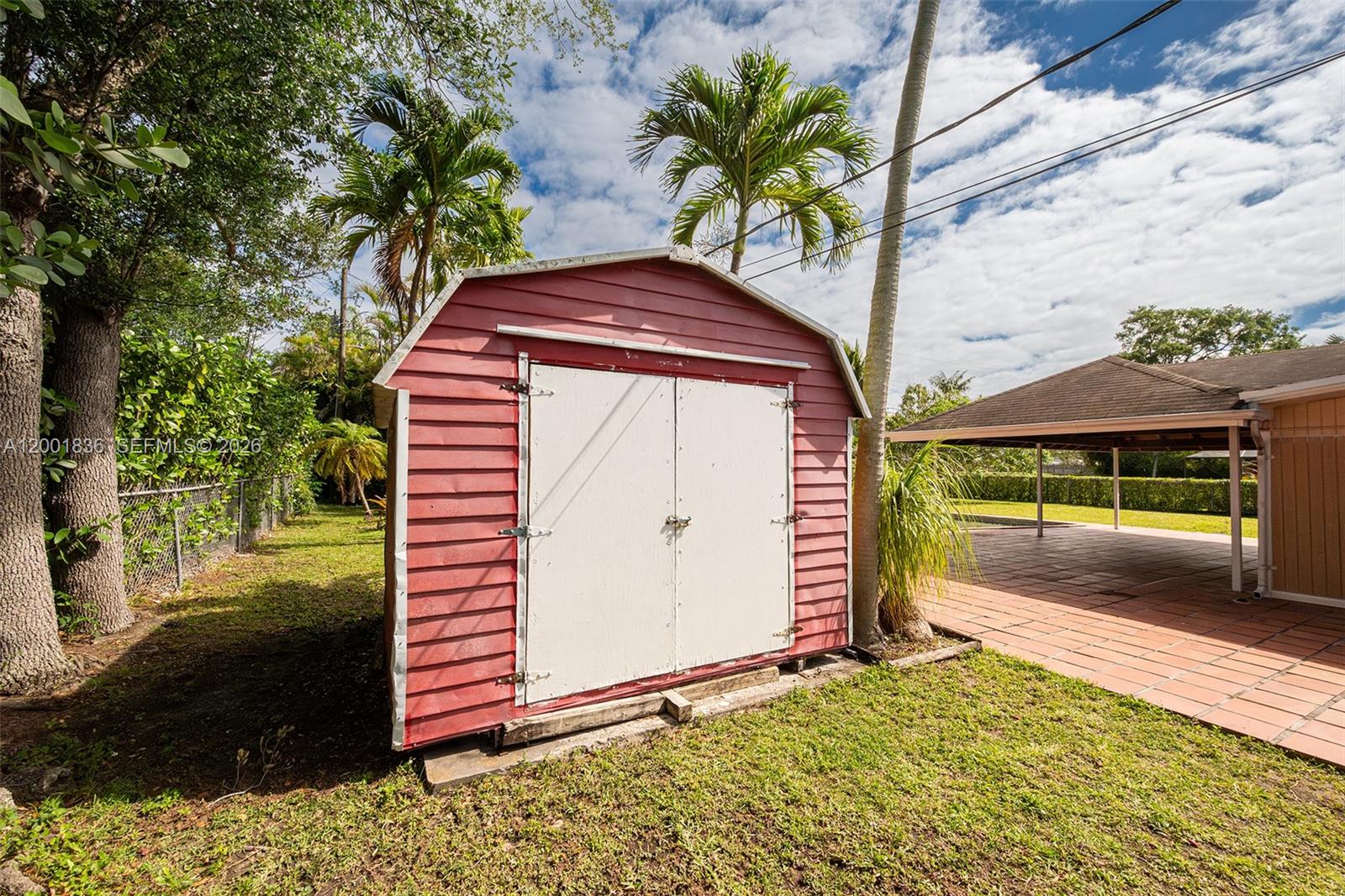 KENDALL HEIGHTS - Residential