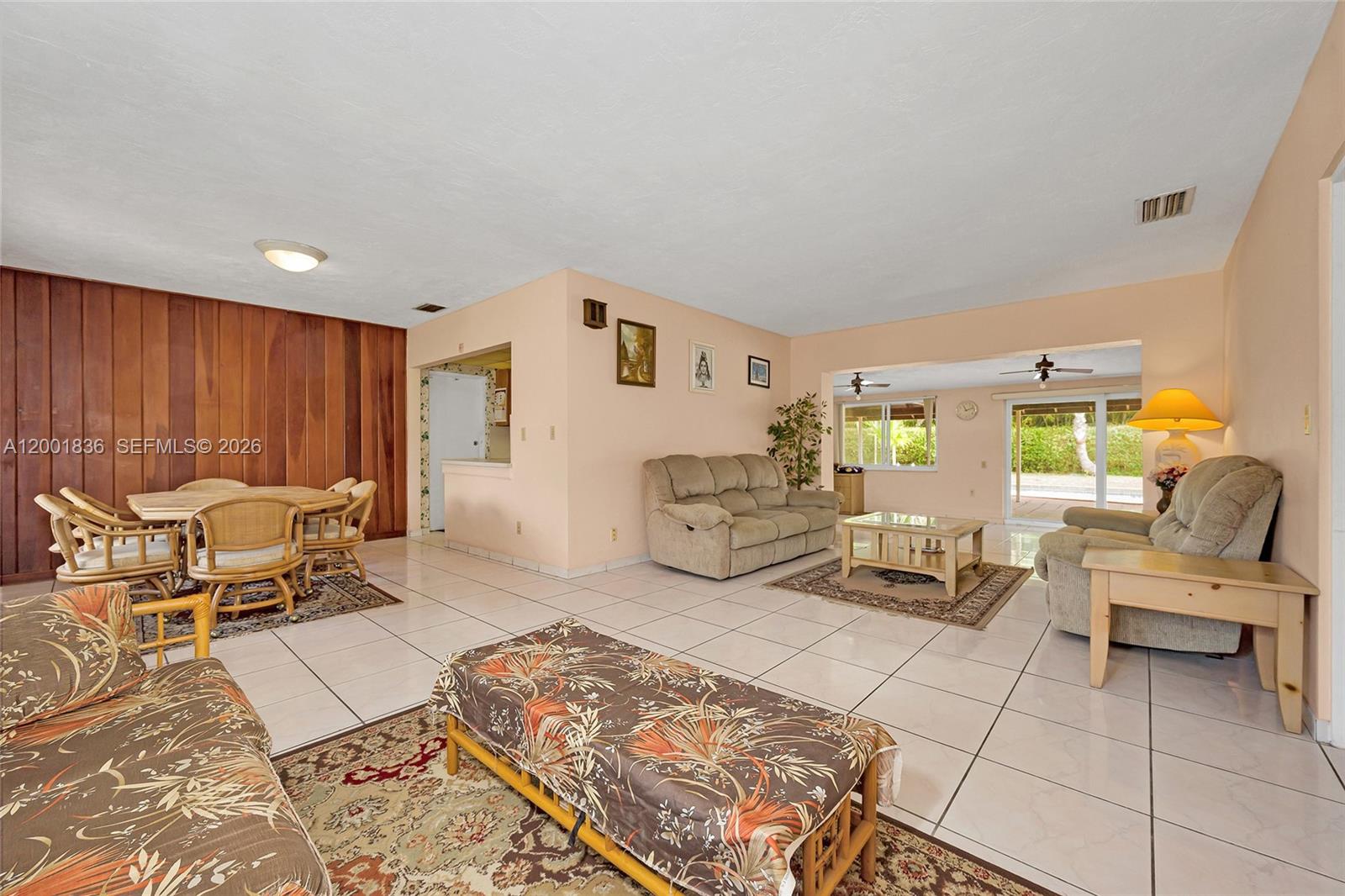 KENDALL HEIGHTS - Residential