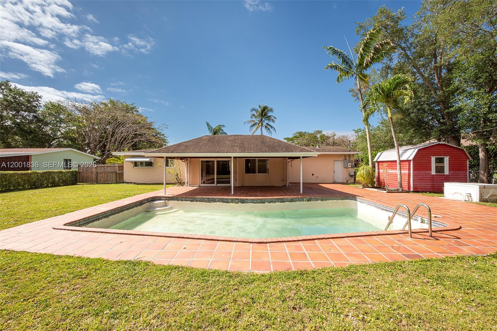 KENDALL HEIGHTS - Residential