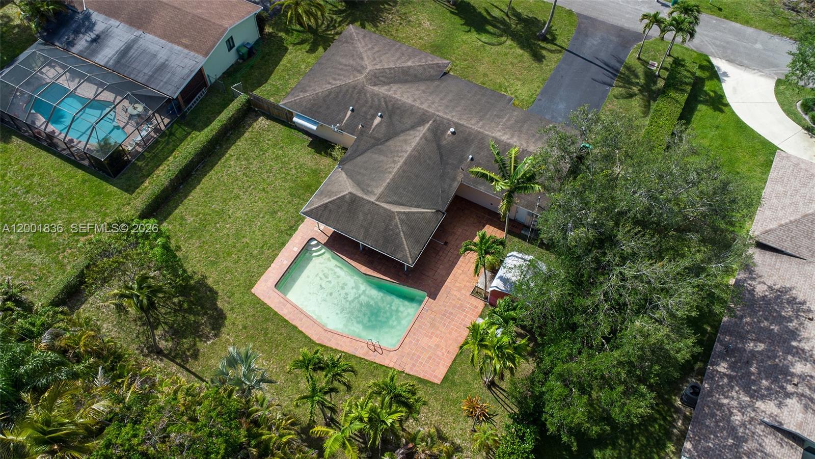 KENDALL HEIGHTS - Residential