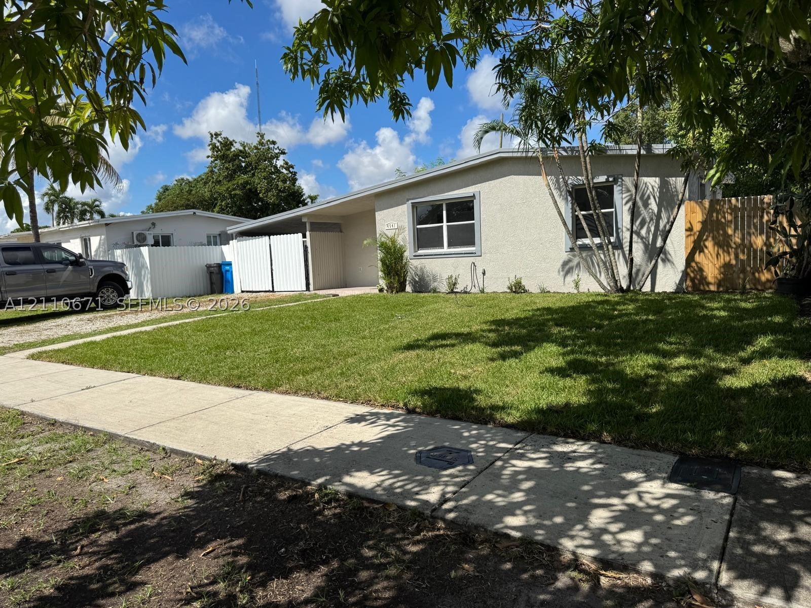 4541 SW 40th St
