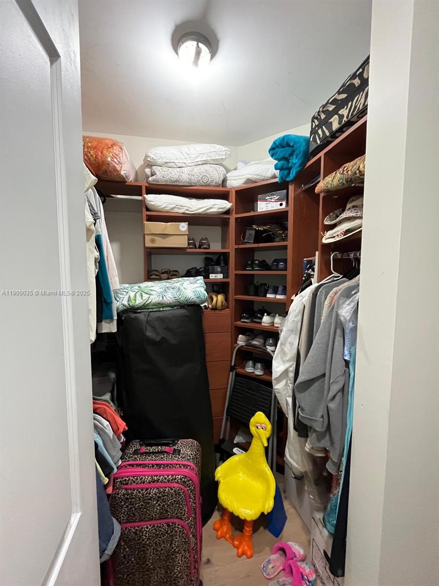 1300 PONCE CONDO - Residential Lease