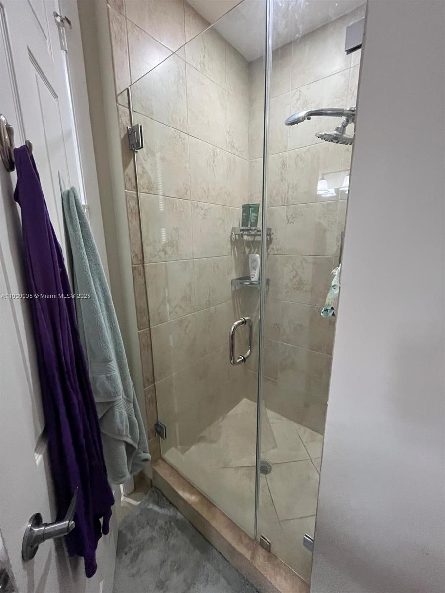 1300 PONCE CONDO - Residential Lease