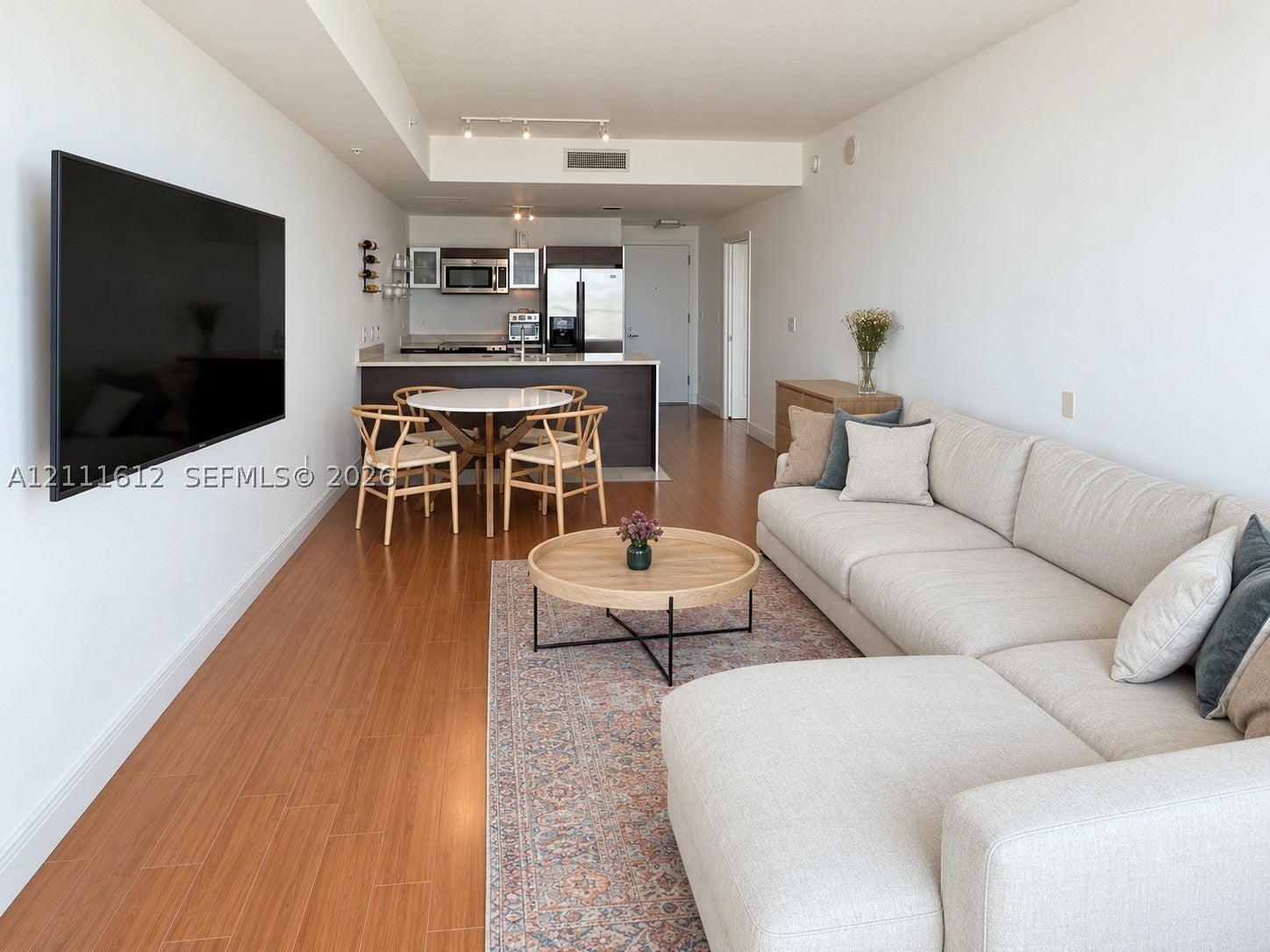 1900 N Bayshore Dr 2108