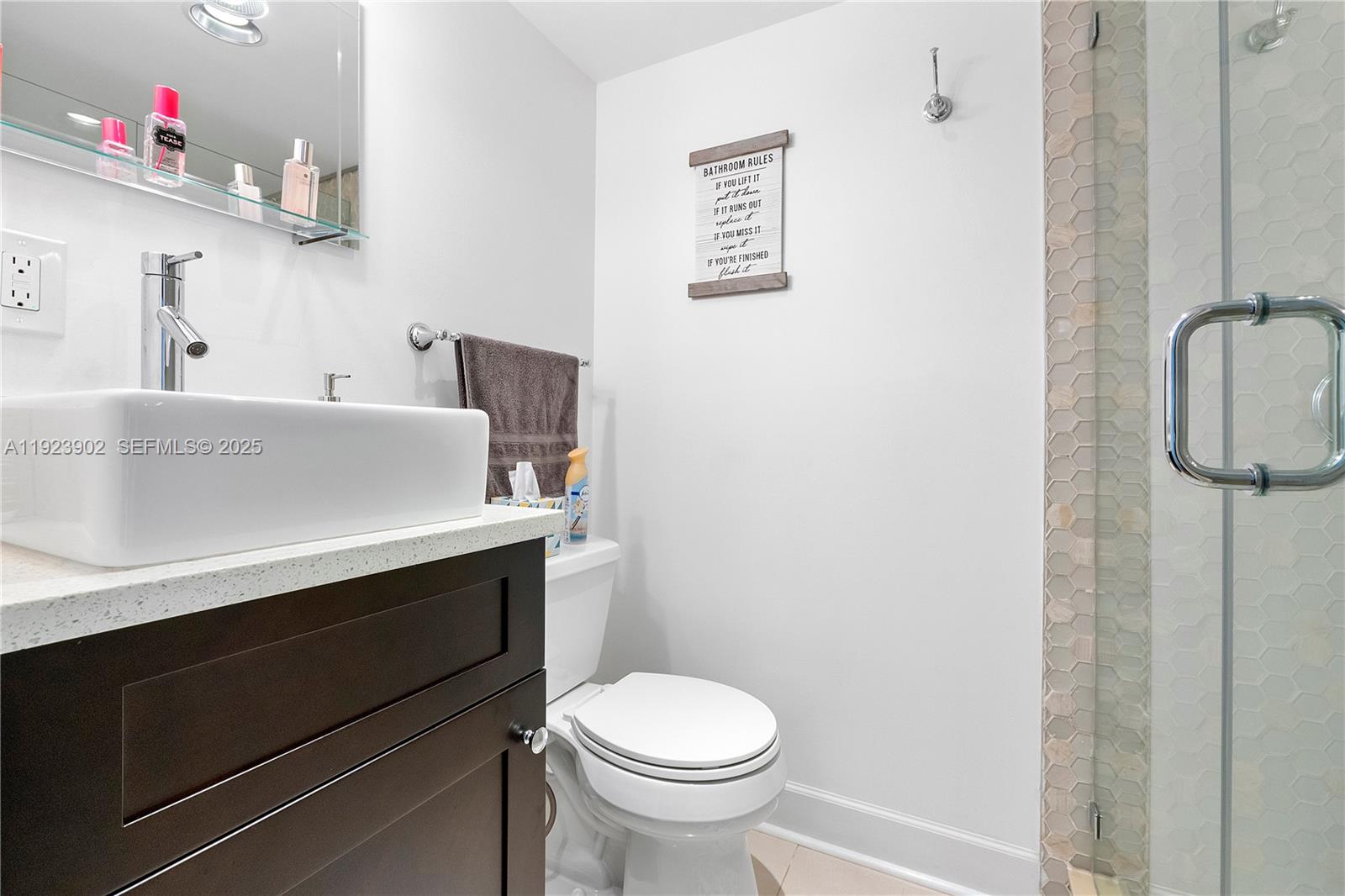 TOWER 1800 CONDO - Residential