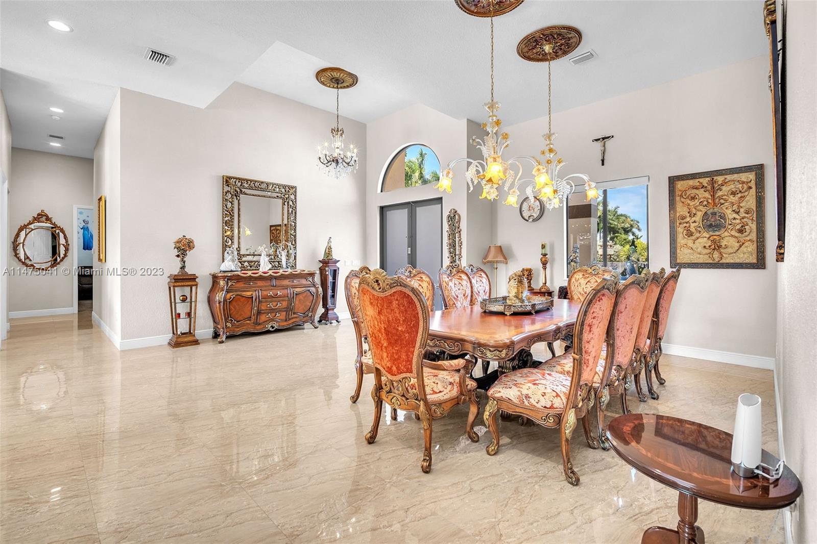 CASTELLON ESTATES SUBDIVI - Residential