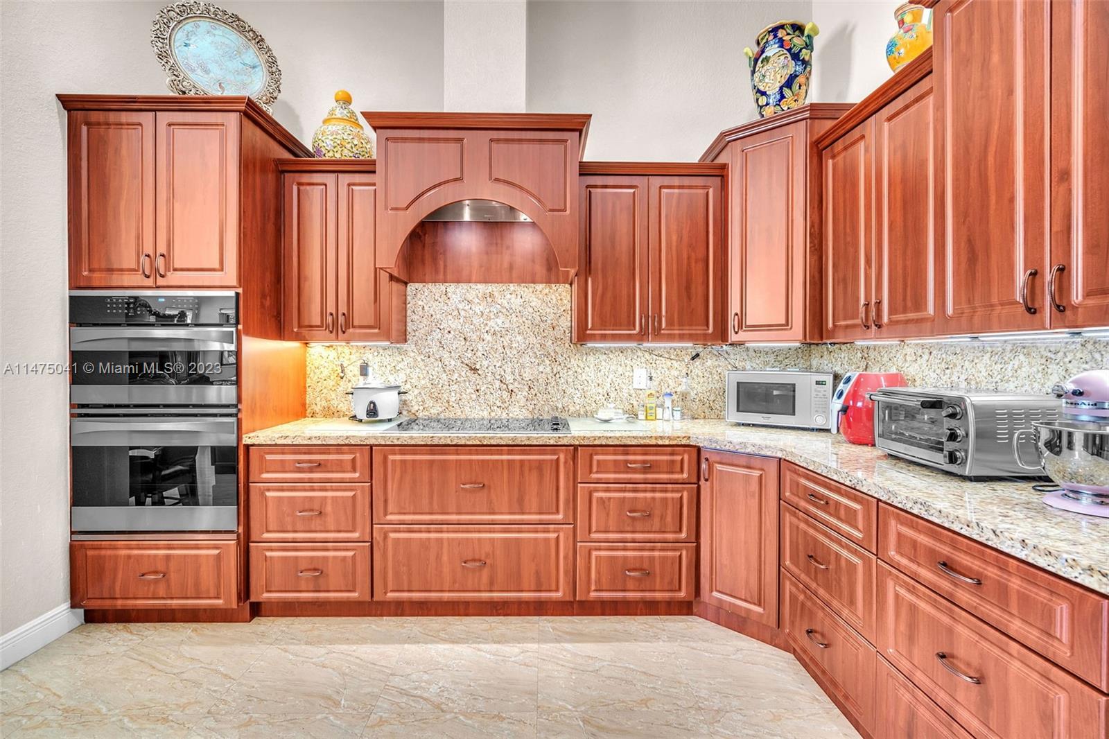 CASTELLON ESTATES SUBDIVI - Residential