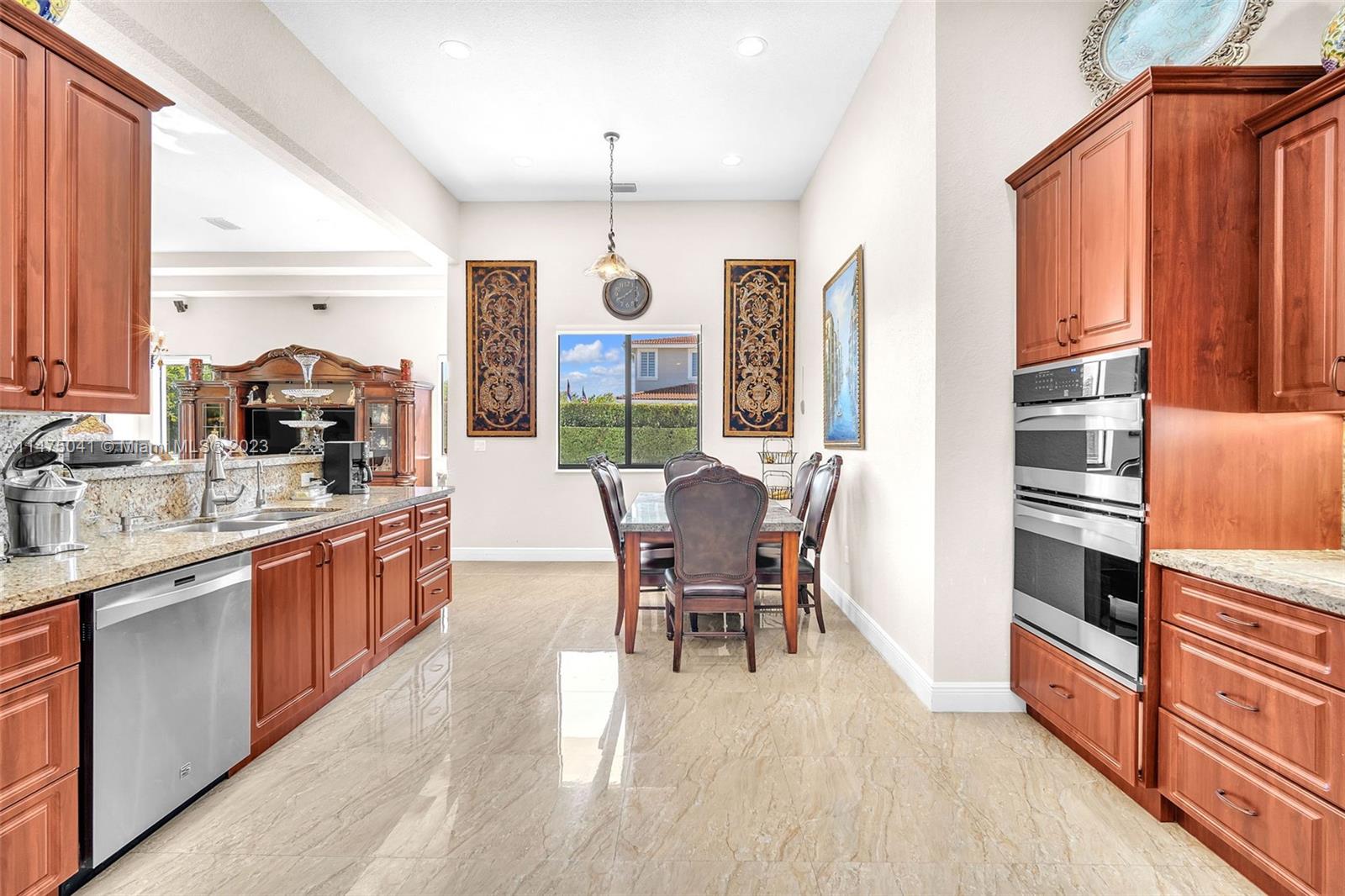 CASTELLON ESTATES SUBDIVI - Residential