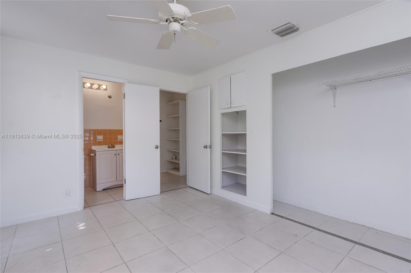 LAUDERDALE BEACH EXT UNIT - Residential Income