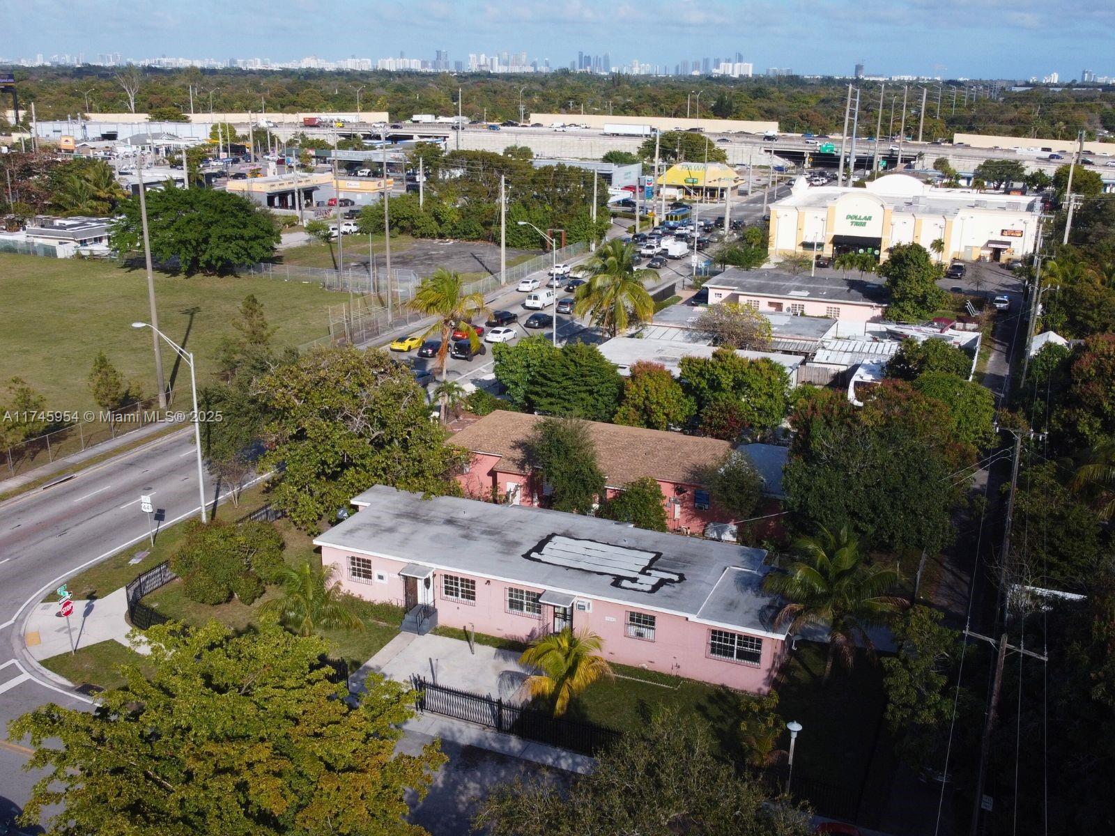 BISCAYNE VILLAGE HEIGHTS - Residential