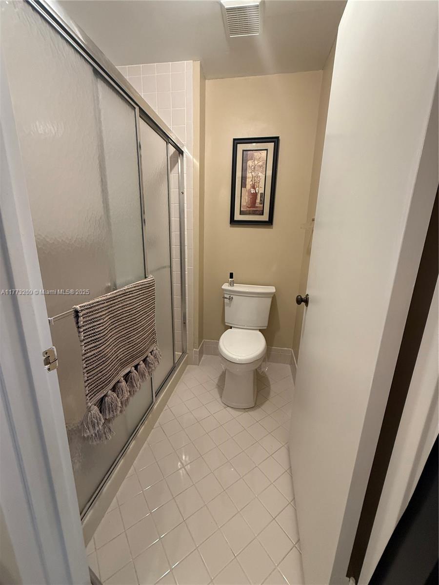 LUCERNE PARK CONDOS 1, 1A - Residential