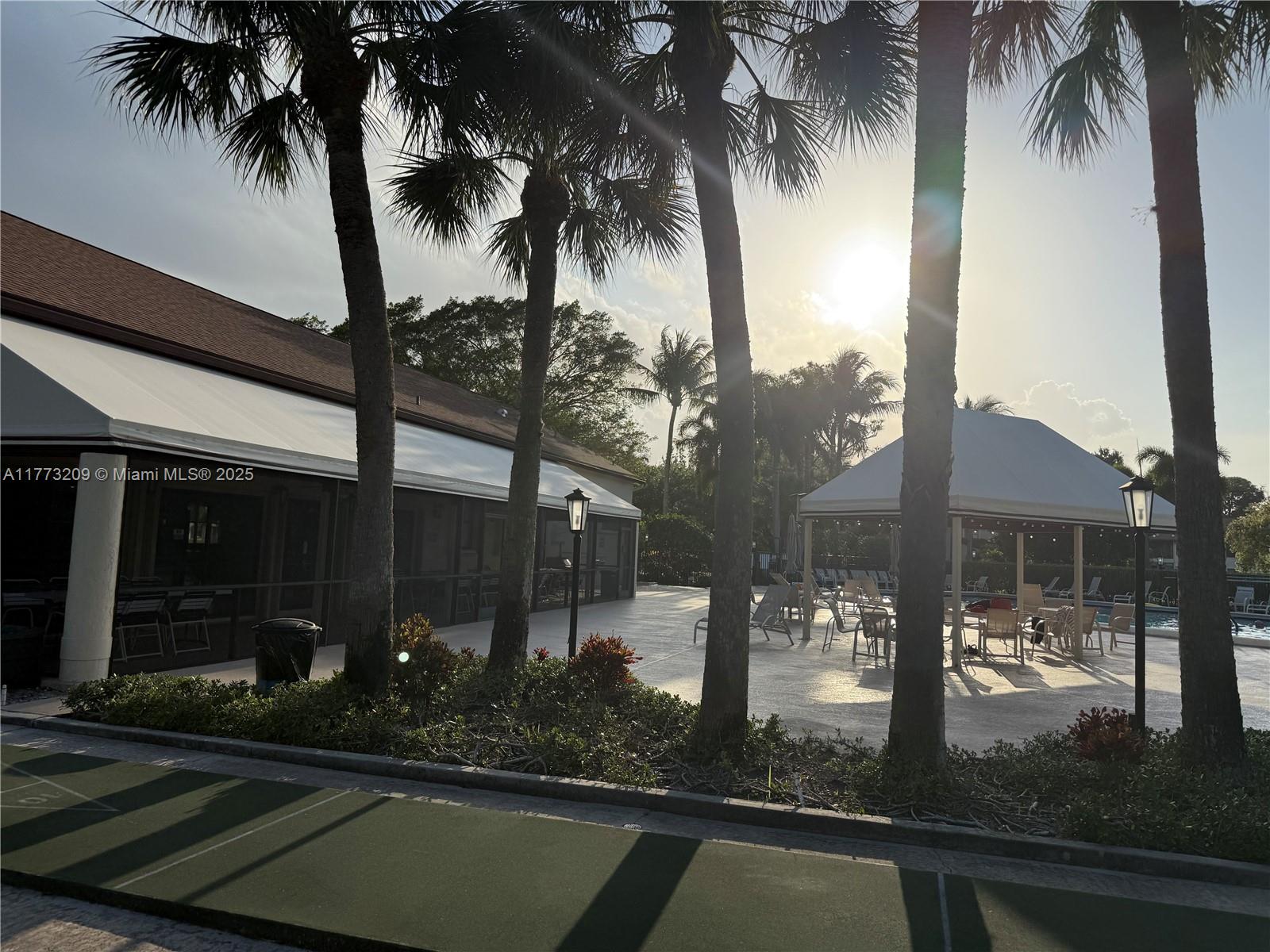 LUCERNE PARK CONDOS 1, 1A - Residential