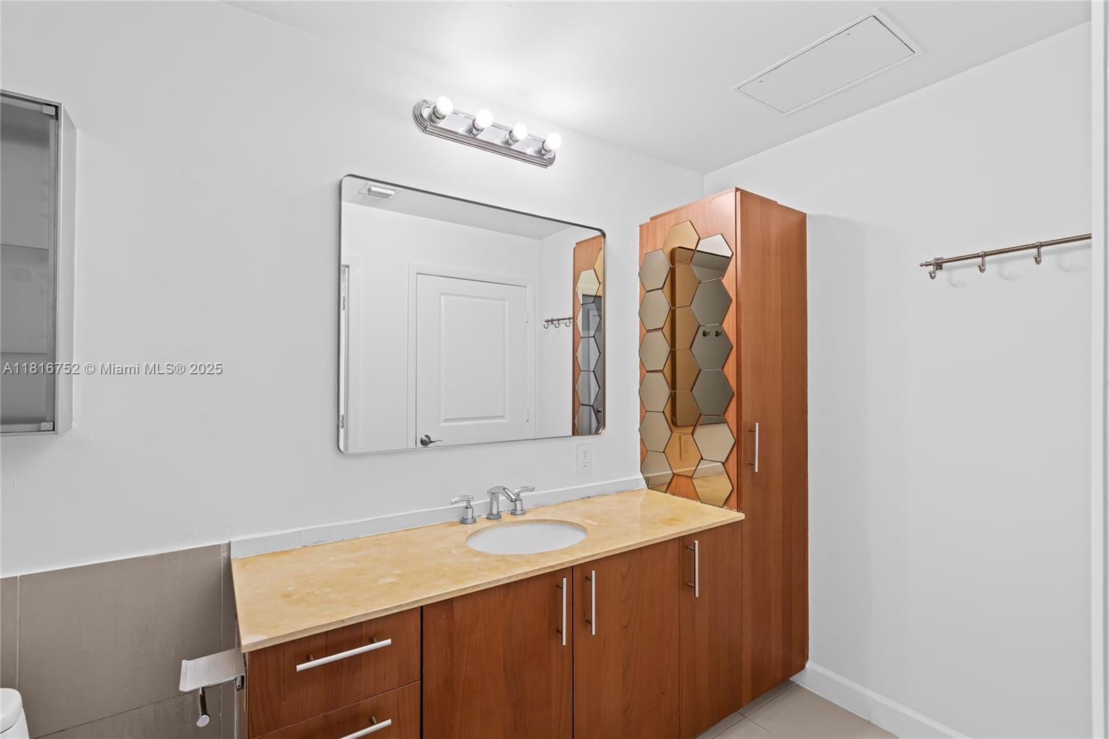 OCEAN MARINE YACHT CLUB - Residential Lease