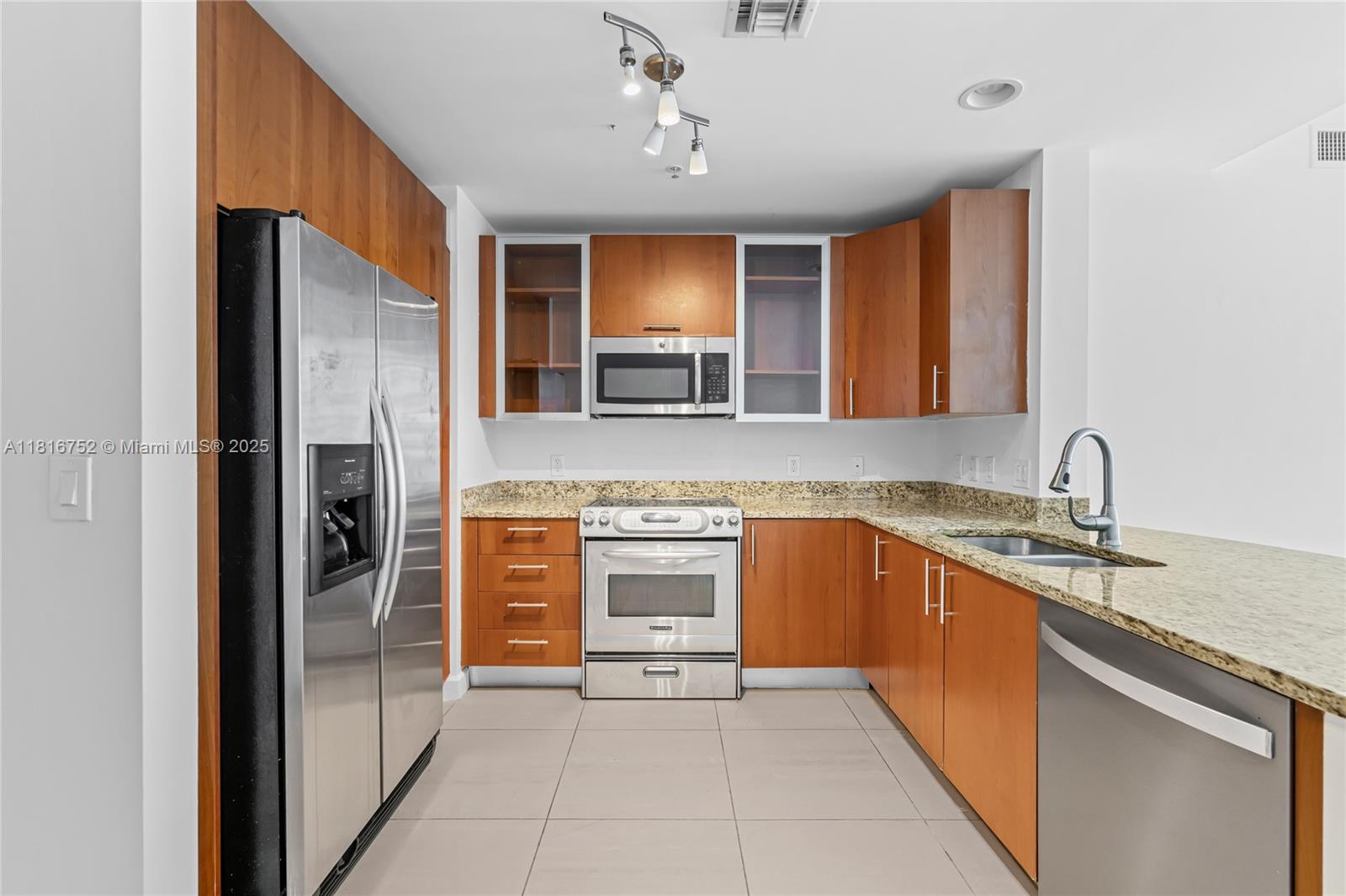 OCEAN MARINE YACHT CLUB - Residential Lease