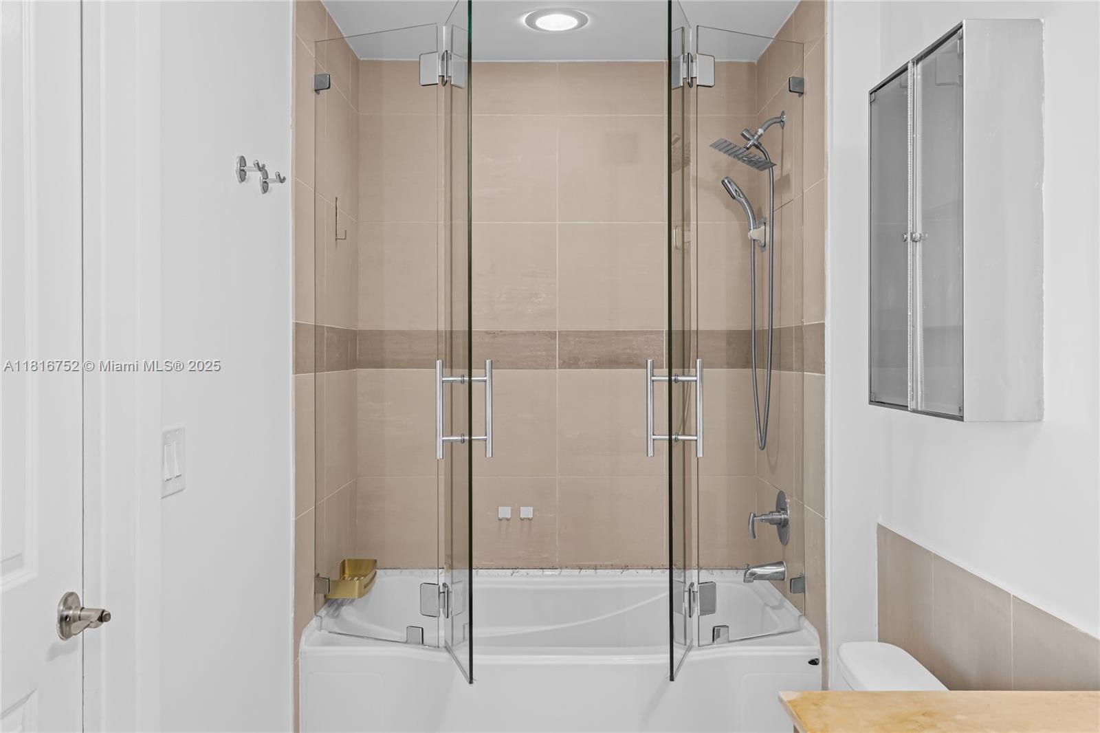 OCEAN MARINE YACHT CLUB - Residential Lease