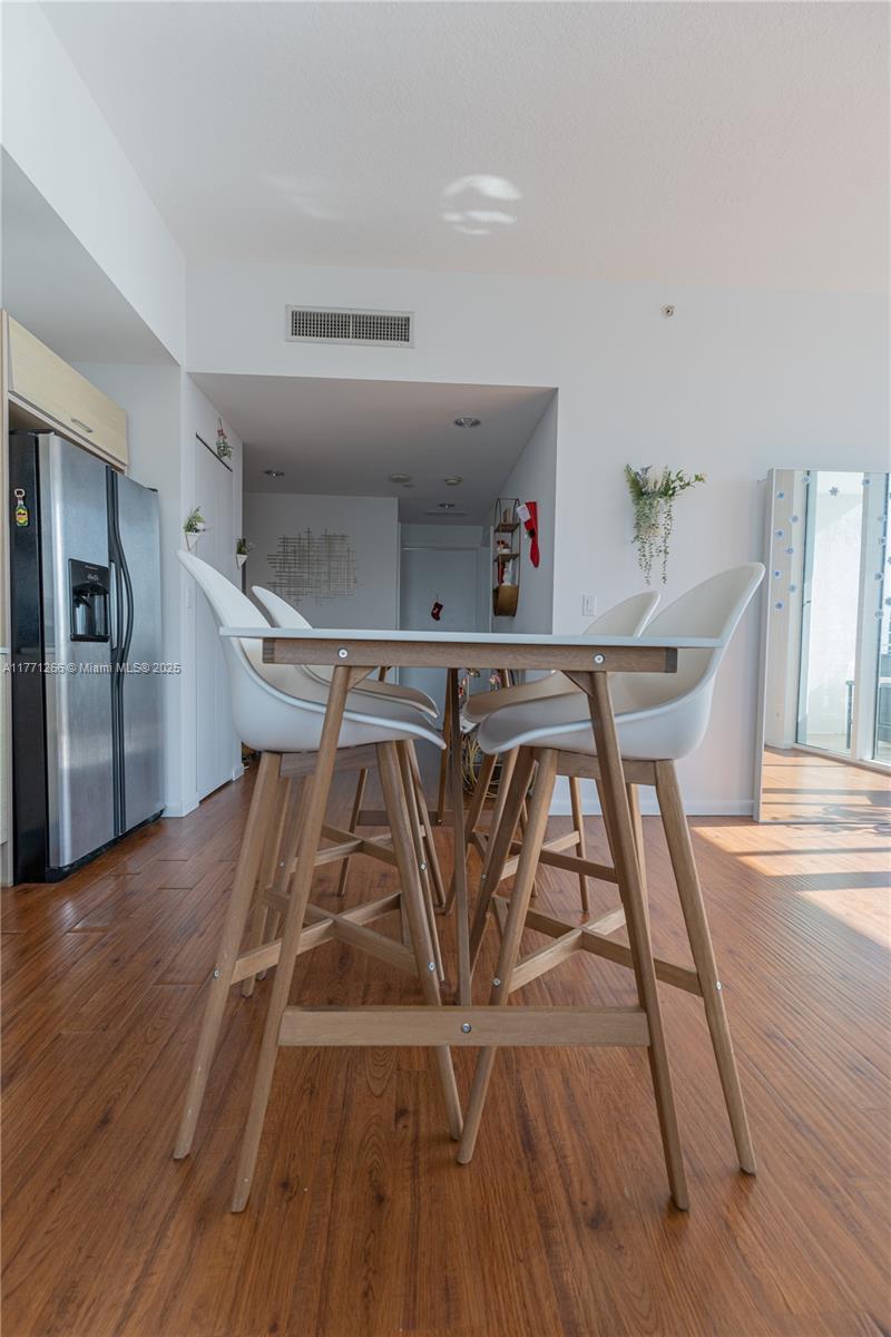 CITY 24 CONDO - Residential