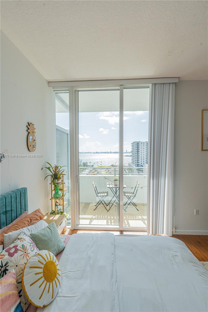 CITY 24 CONDO - Residential