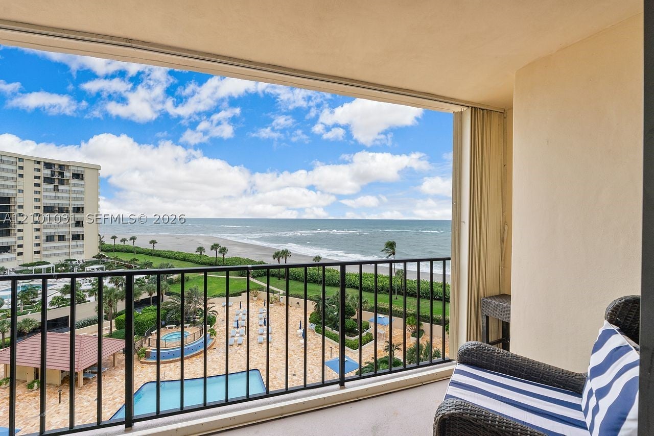 100 Ocean Trail Way 705