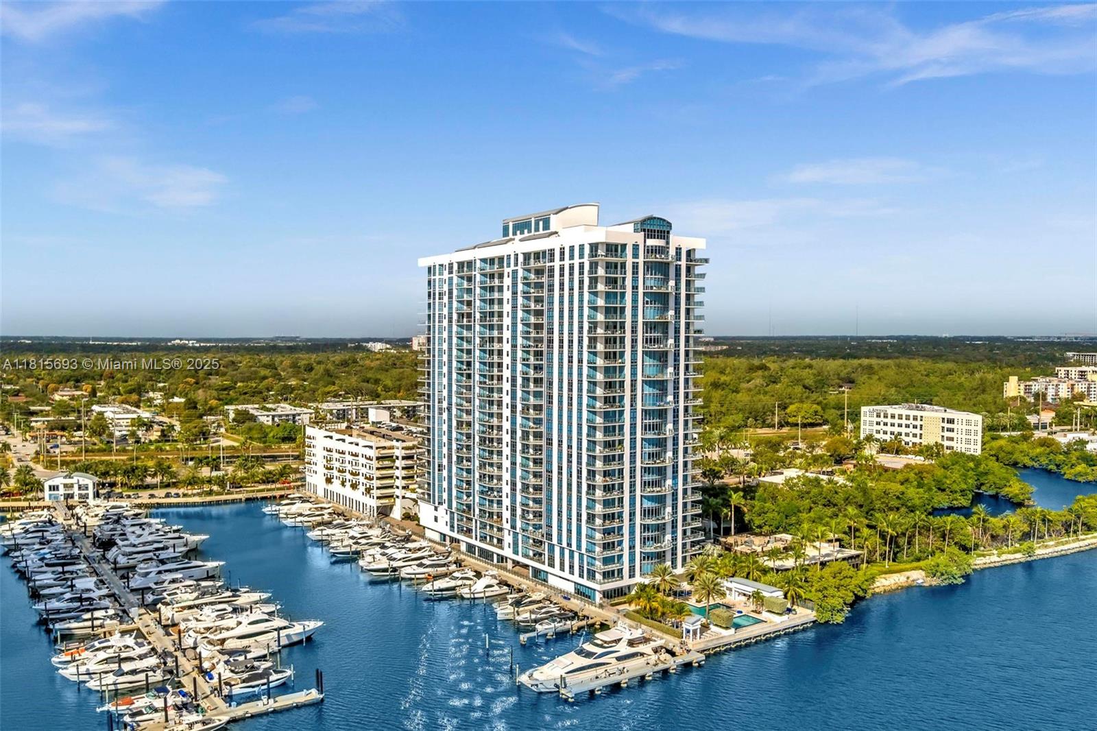 17211 Biscayne Blvd Slip # 105