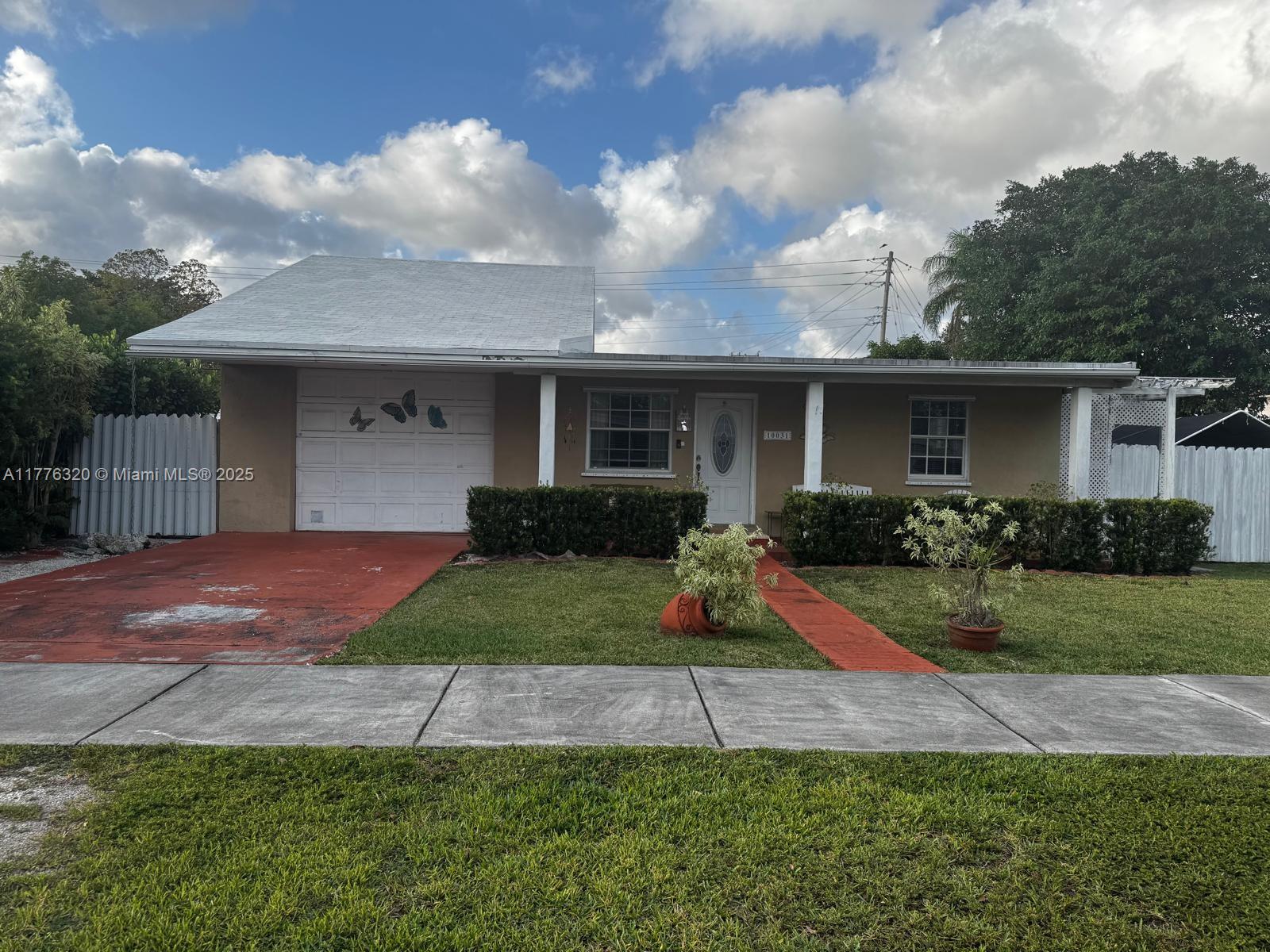 Property for Sale at 10031 Sw 46th St, Miami, Broward County, Florida - Bedrooms: 3 
Bathrooms: 3  - $719,900