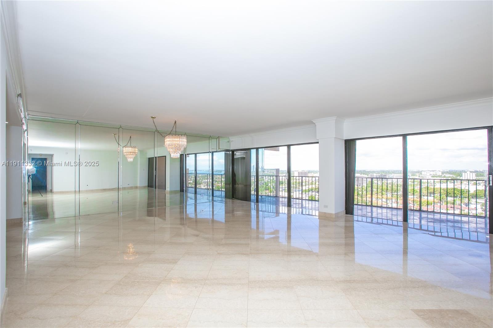 CRICKET CLUB CONDO - Residential