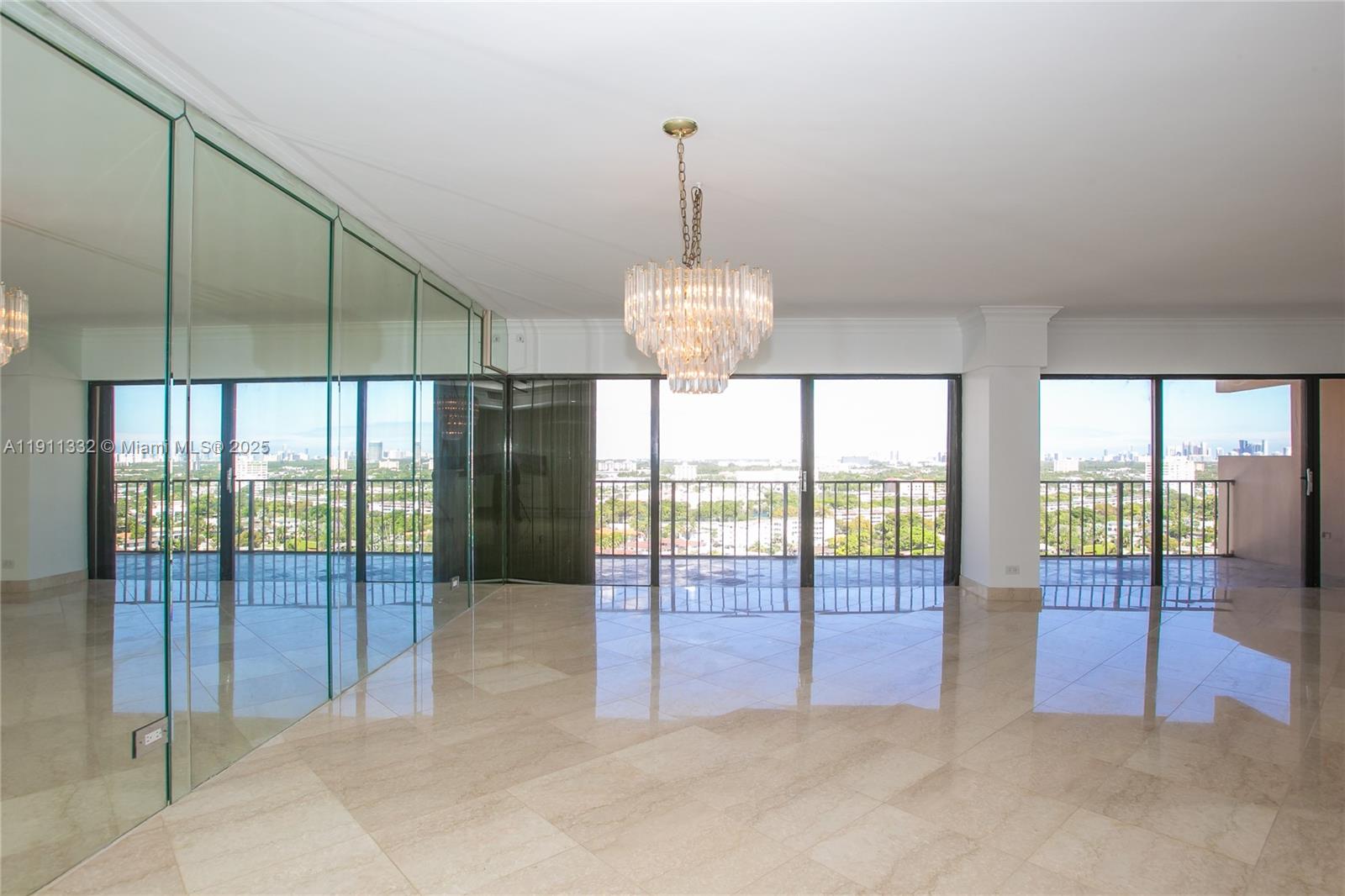 CRICKET CLUB CONDO - Residential