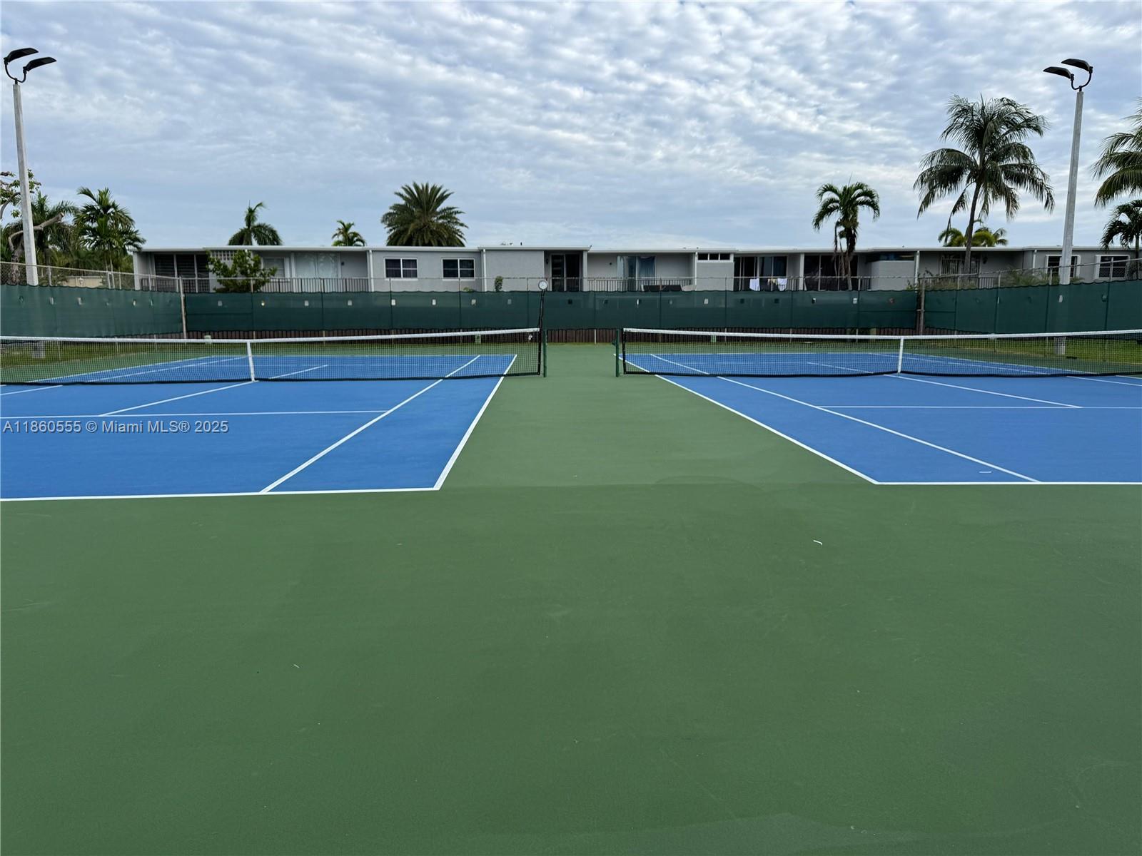 VENETIAN PARK I CONDO - Residential