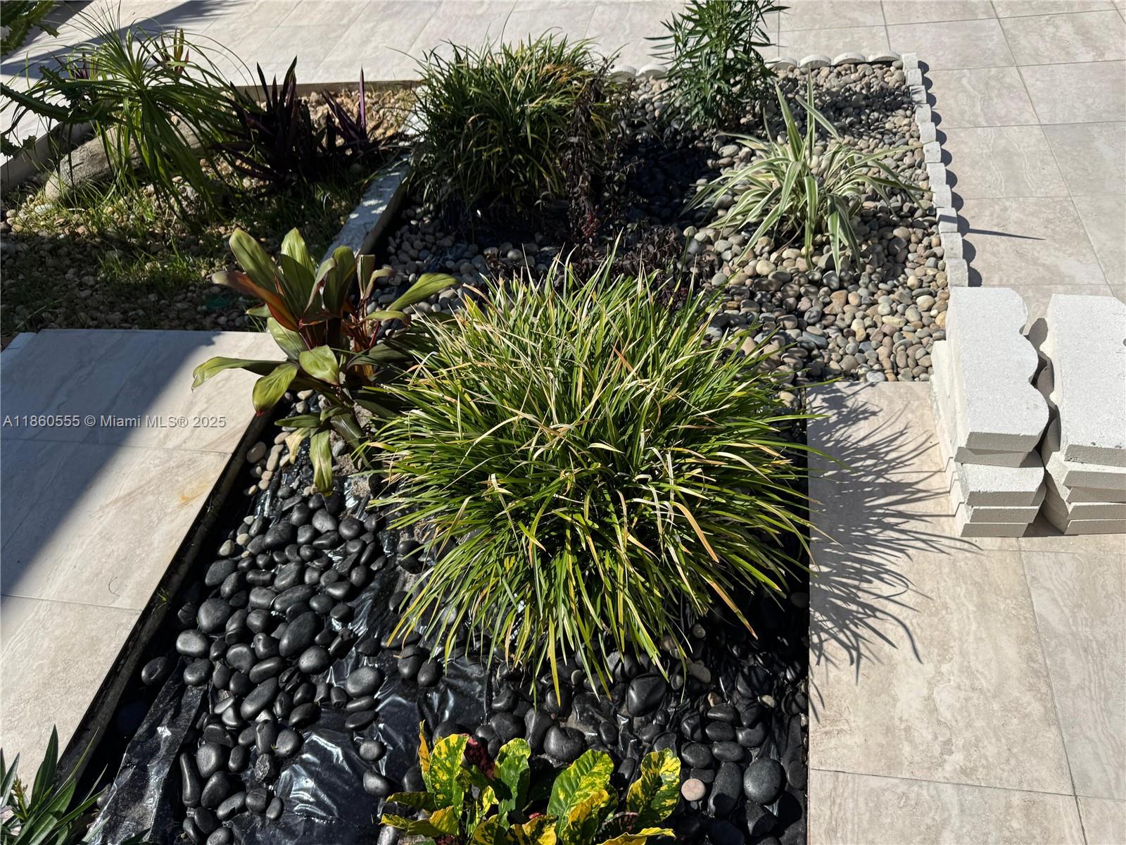 VENETIAN PARK I CONDO - Residential