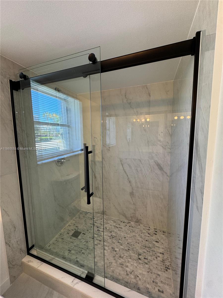 VENETIAN PARK I CONDO - Residential