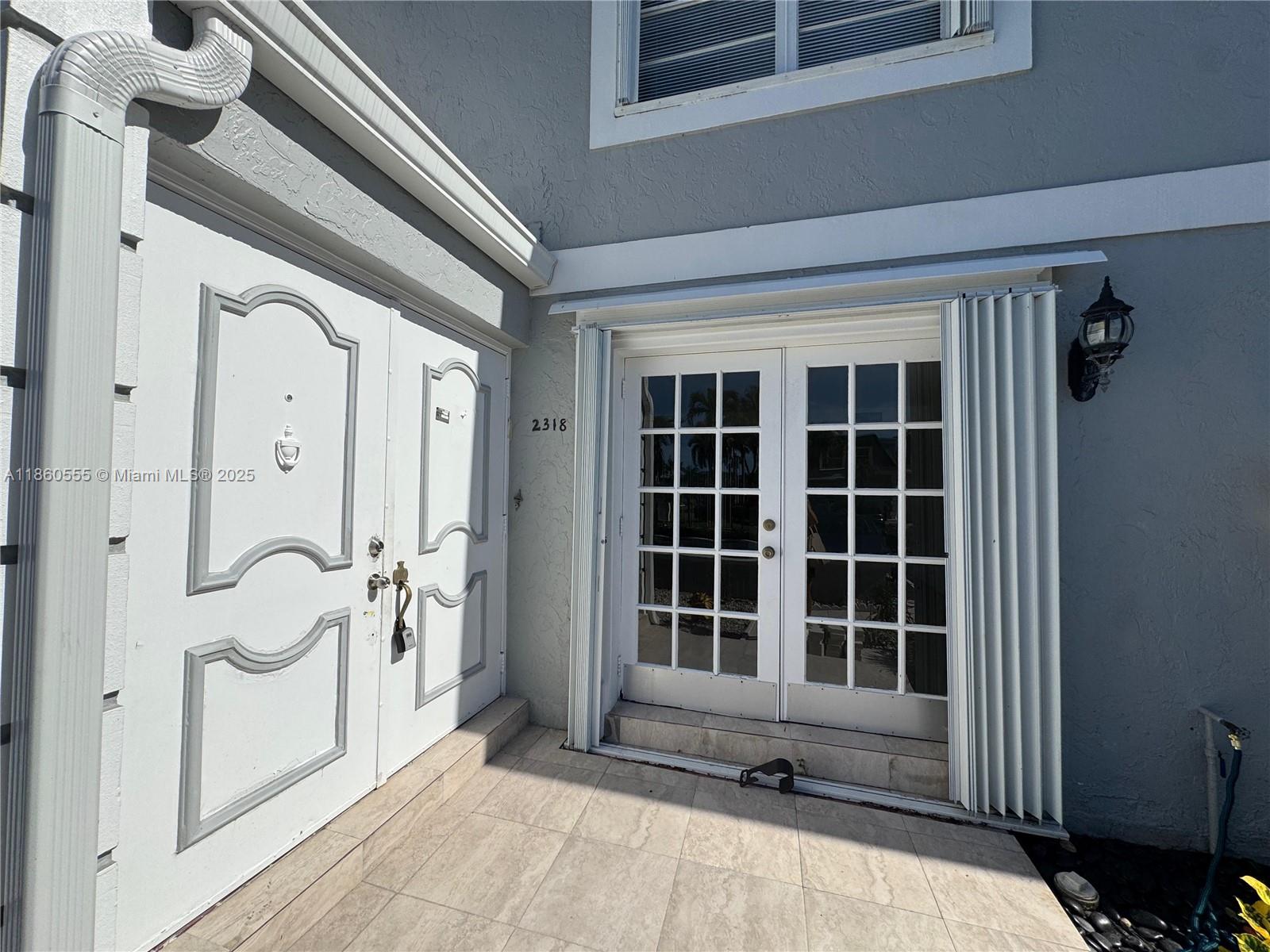 VENETIAN PARK I CONDO - Residential