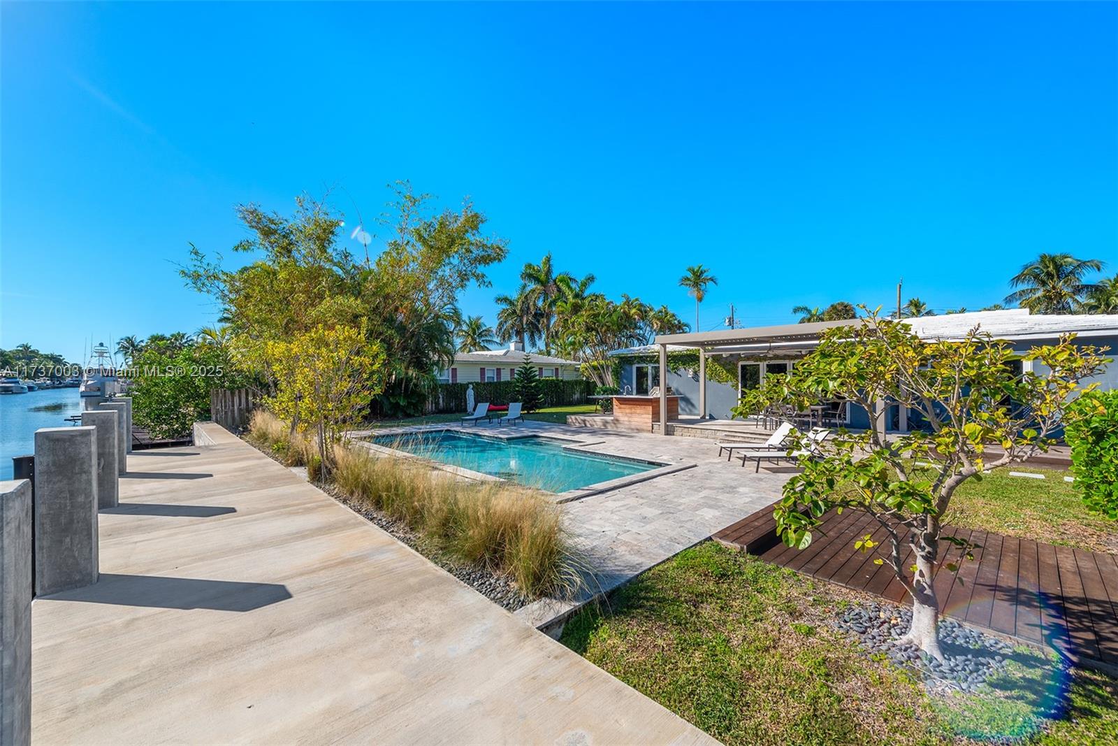 RIVIERA - Residential