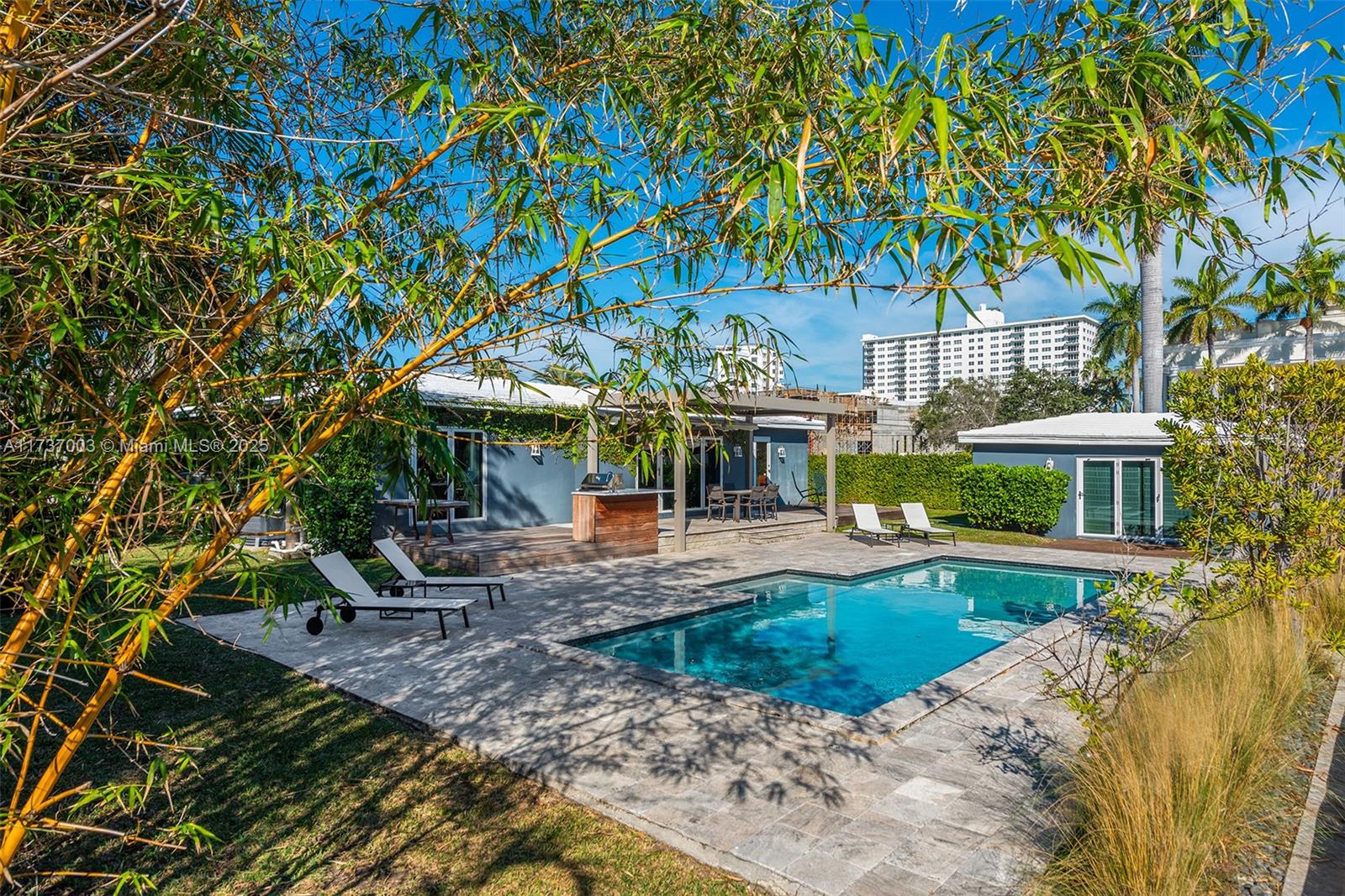 RIVIERA - Residential