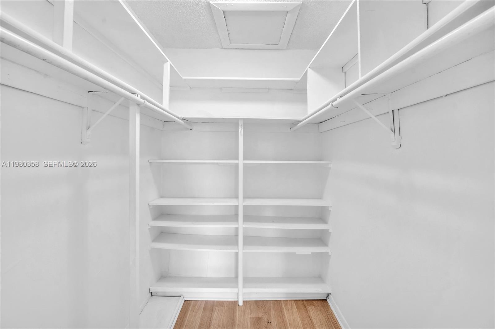 SUNRISE LAKES 60 CONDO - Residential