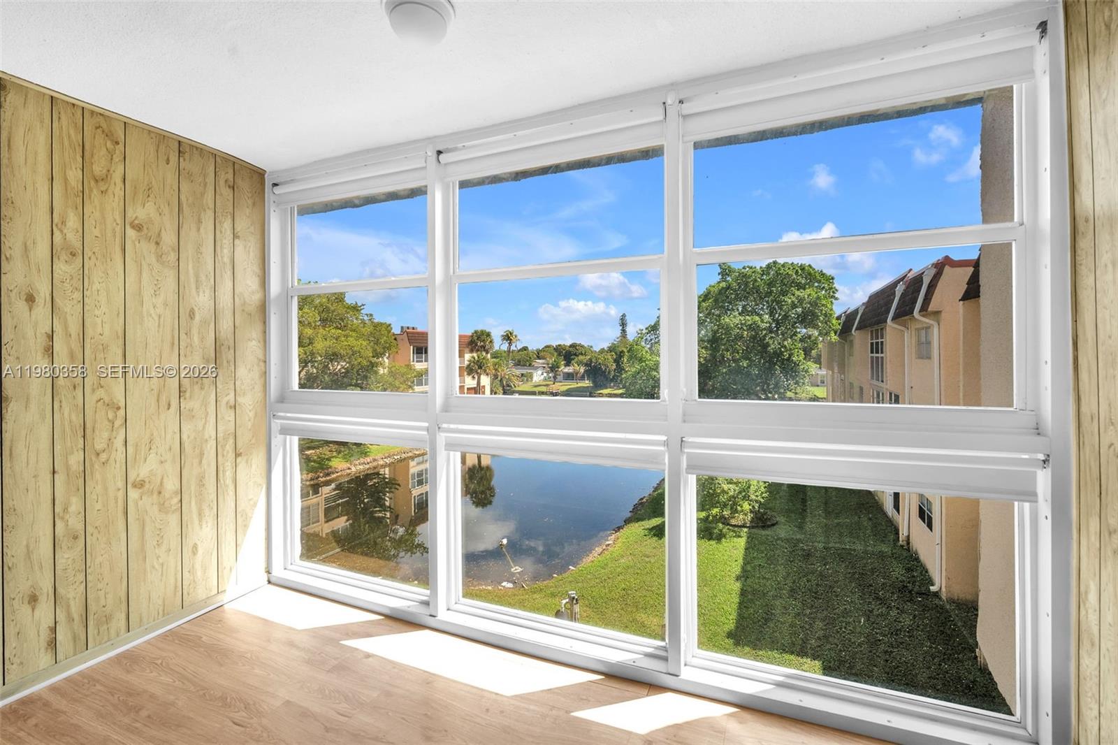 SUNRISE LAKES 60 CONDO - Residential