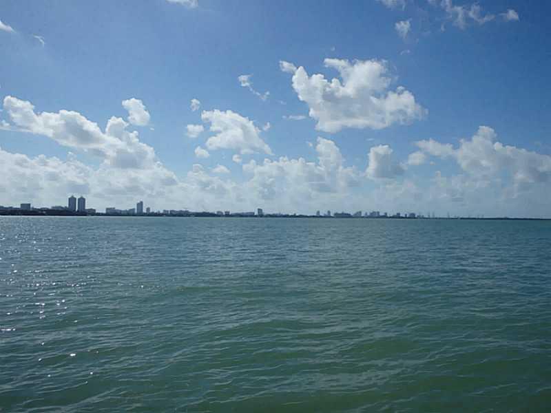 BAY VIEW LOFTS CONDO - Residential Lease