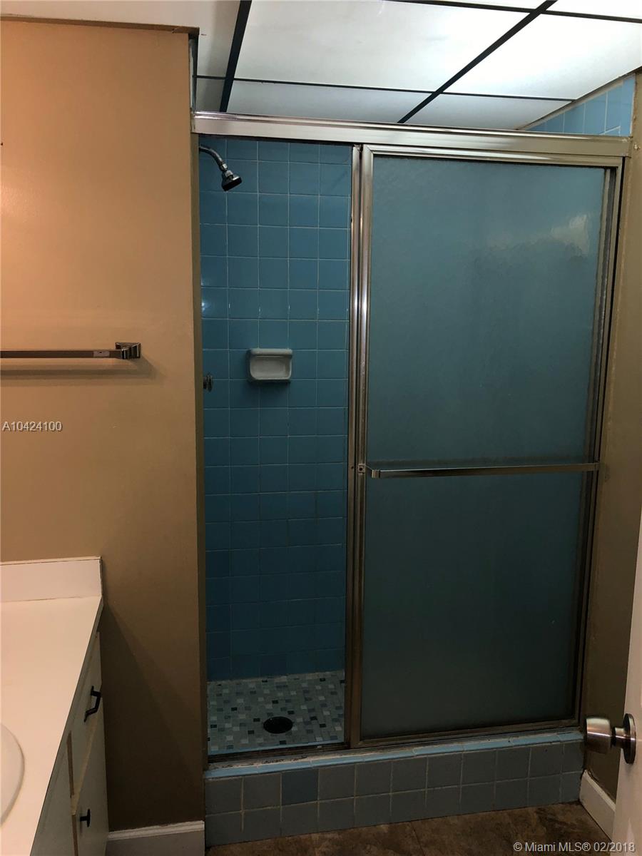 SPANISH OAKS CONDO - Residential