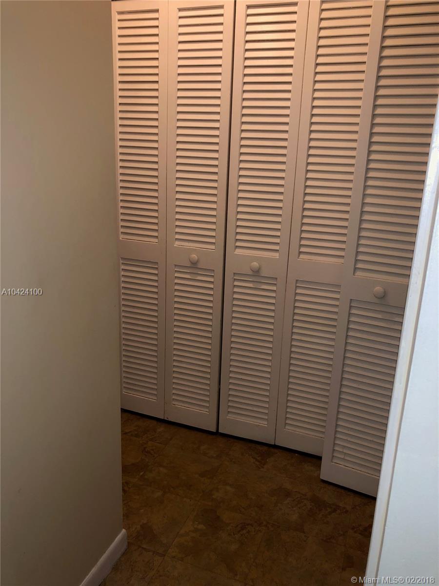 SPANISH OAKS CONDO - Residential