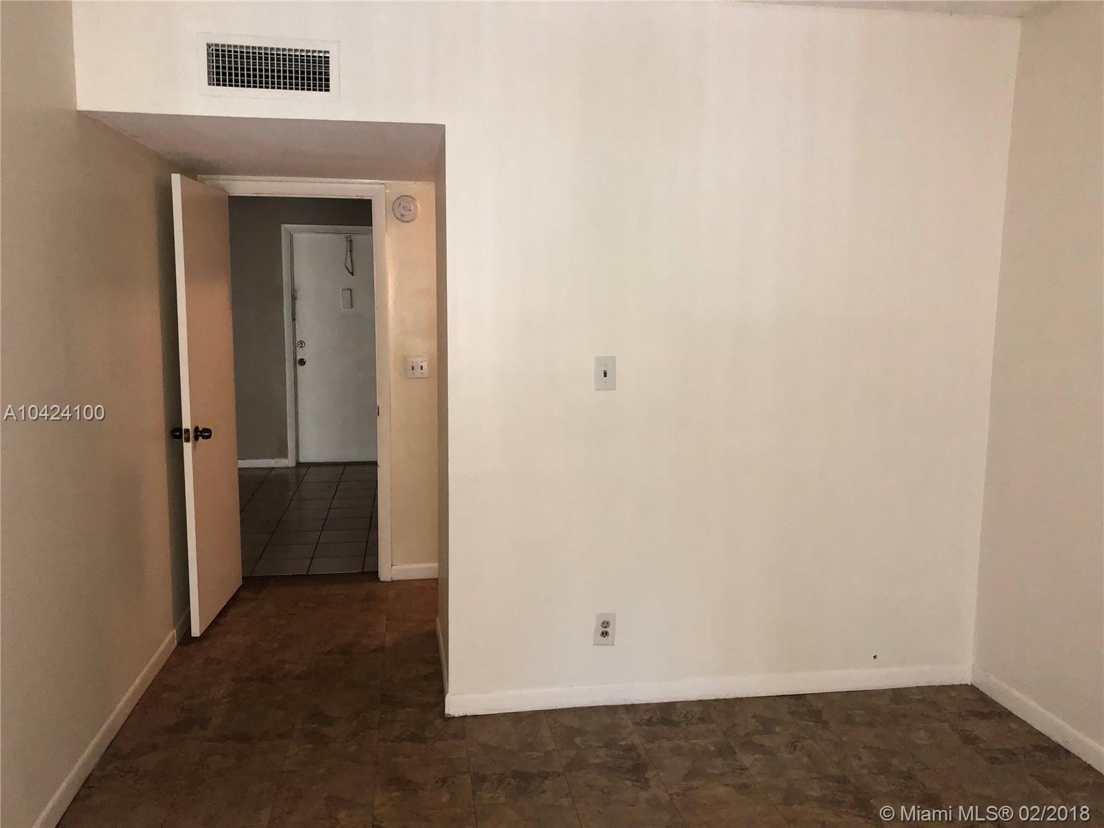 SPANISH OAKS CONDO - Residential