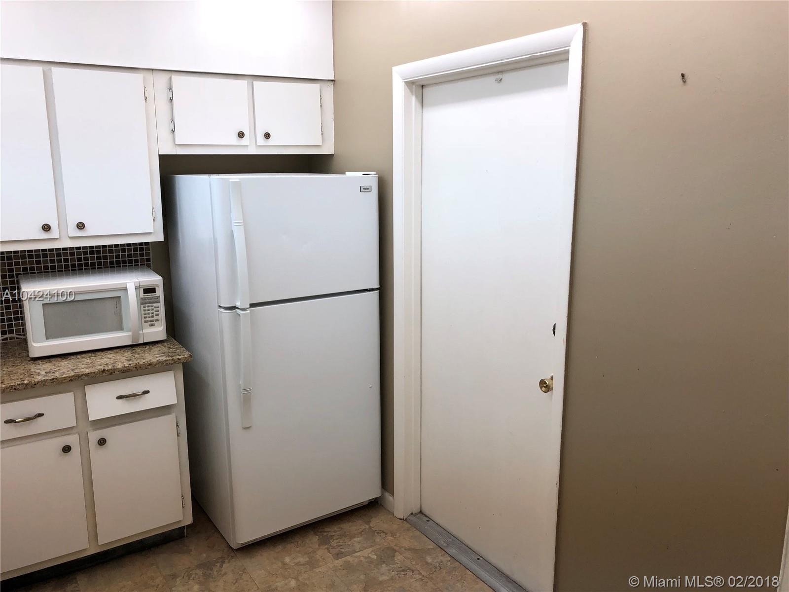 SPANISH OAKS CONDO - Residential