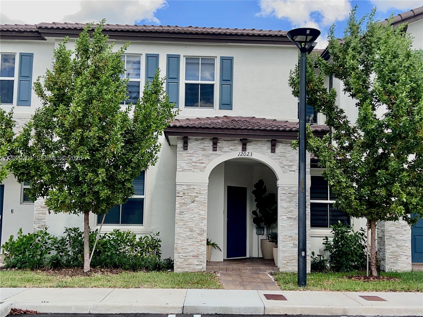 12023 NW 24th Pl 12023