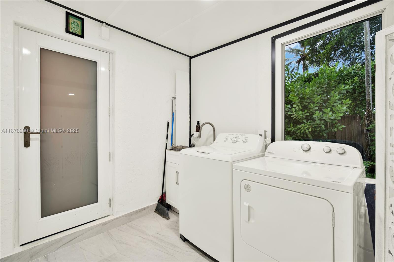 COCOPLUM TERR ADDN - Residential