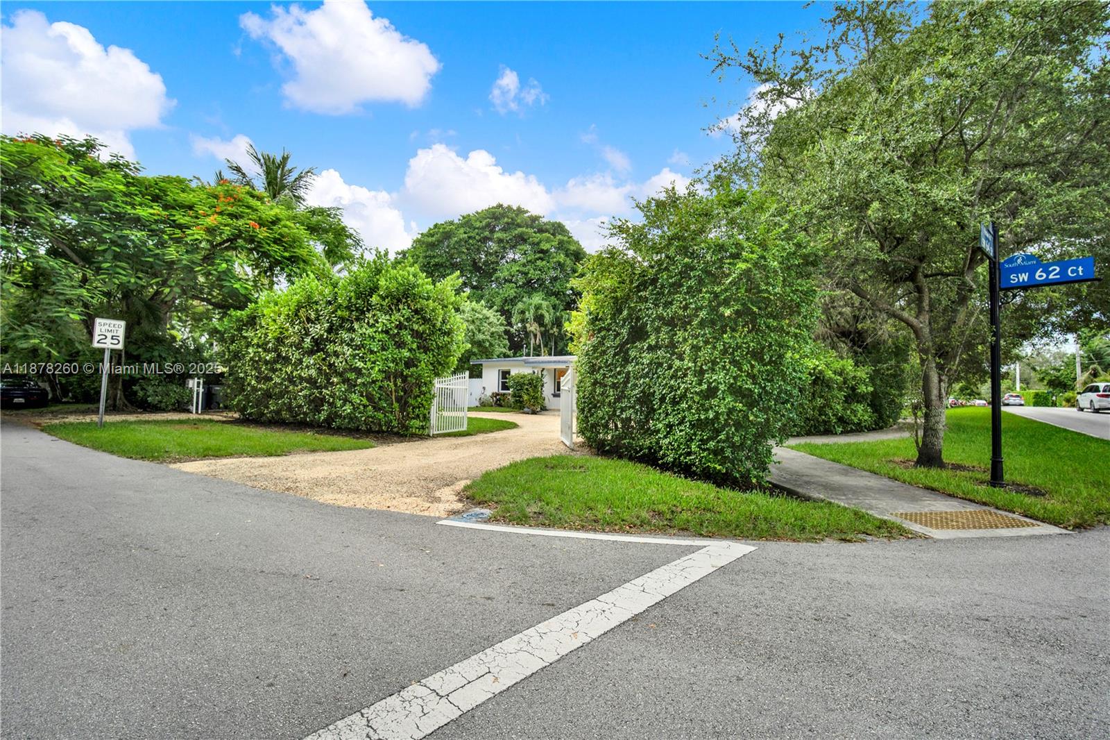 COCOPLUM TERR ADDN - Residential