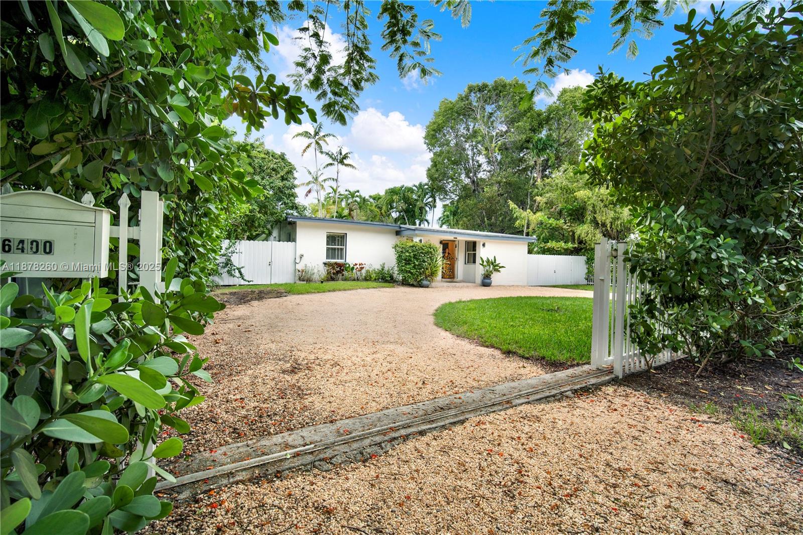 COCOPLUM TERR ADDN - Residential