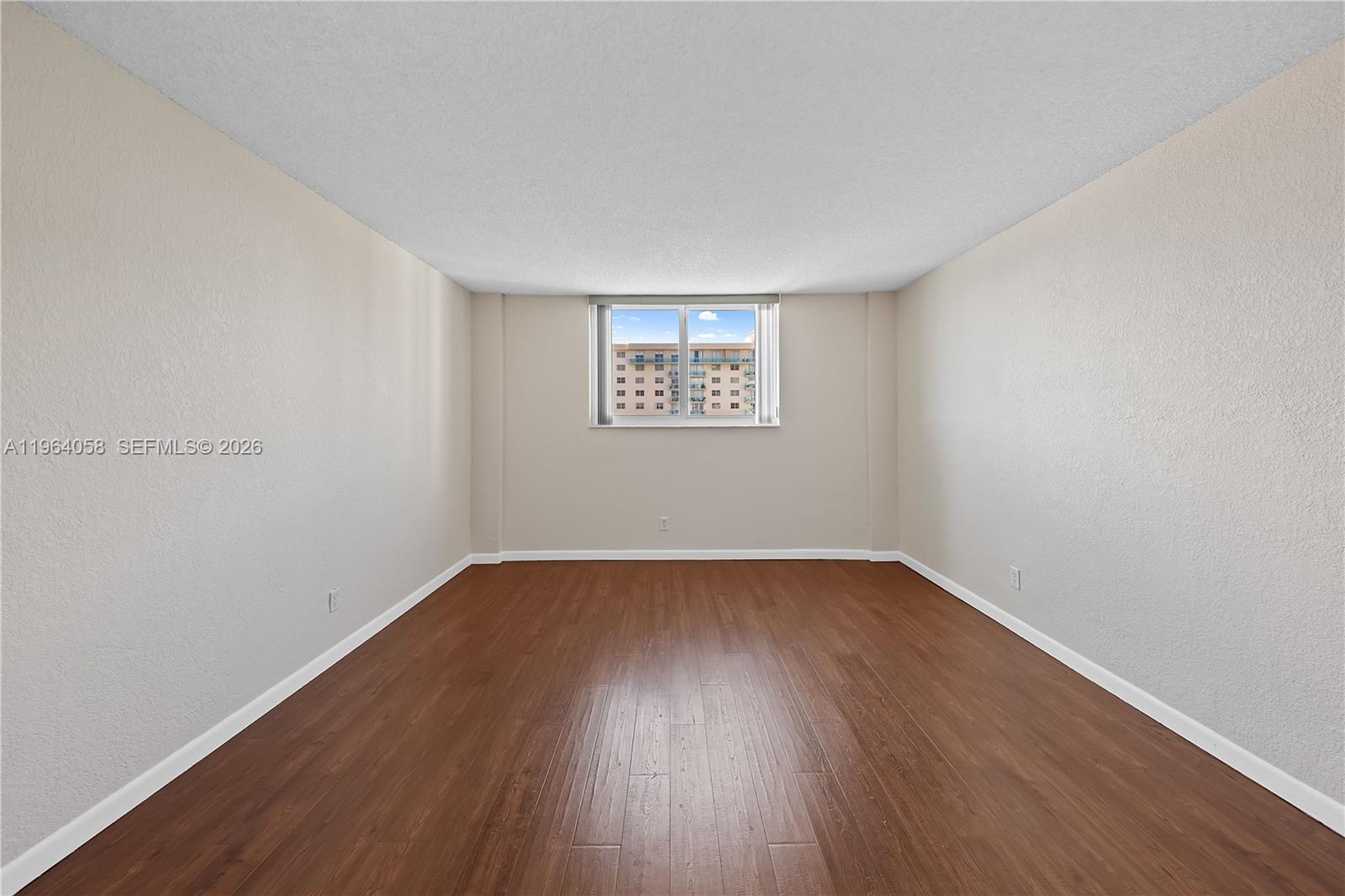 OCEANVIEW BUILDING B COND - Residential